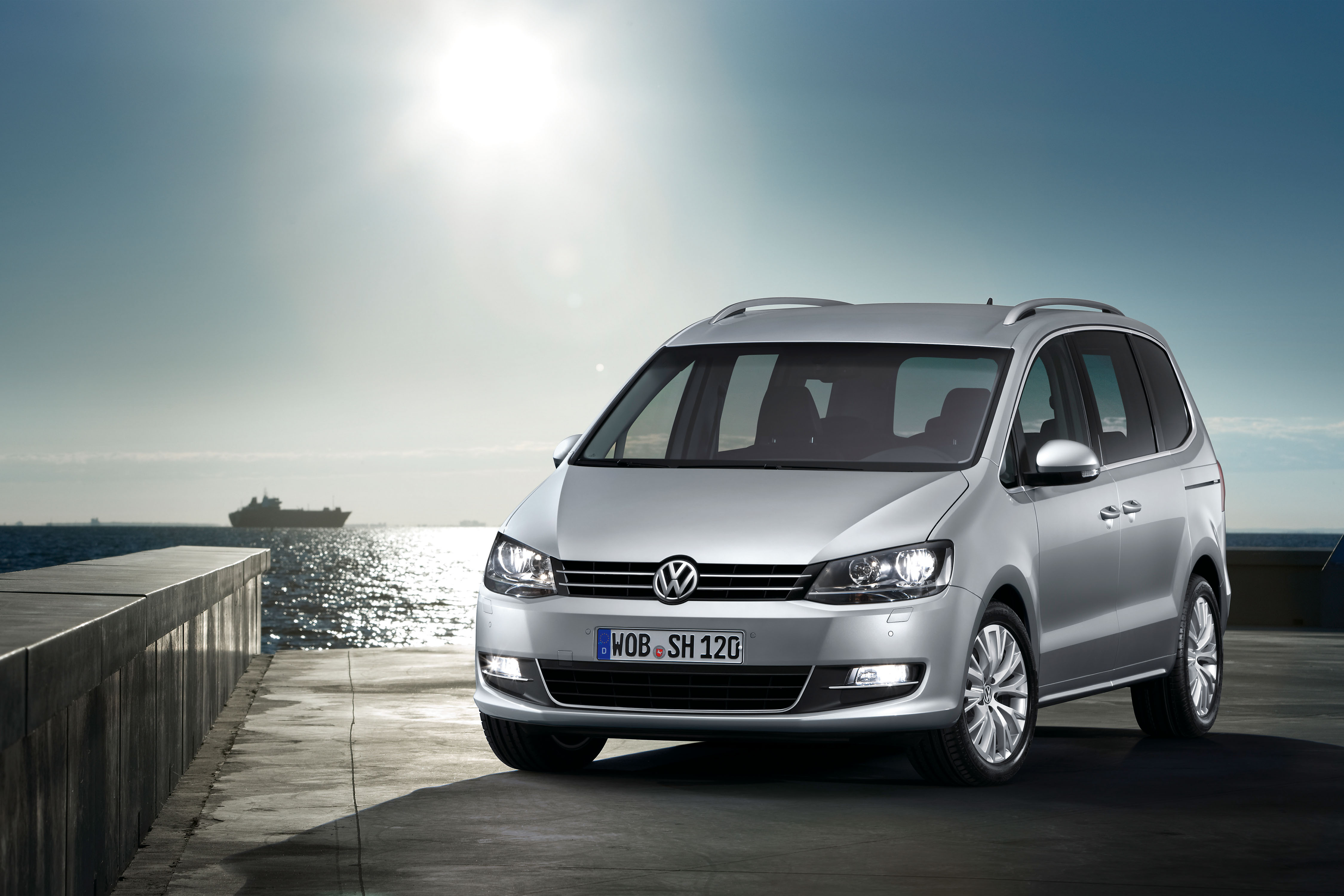 Volkswagen Sharan voorkant