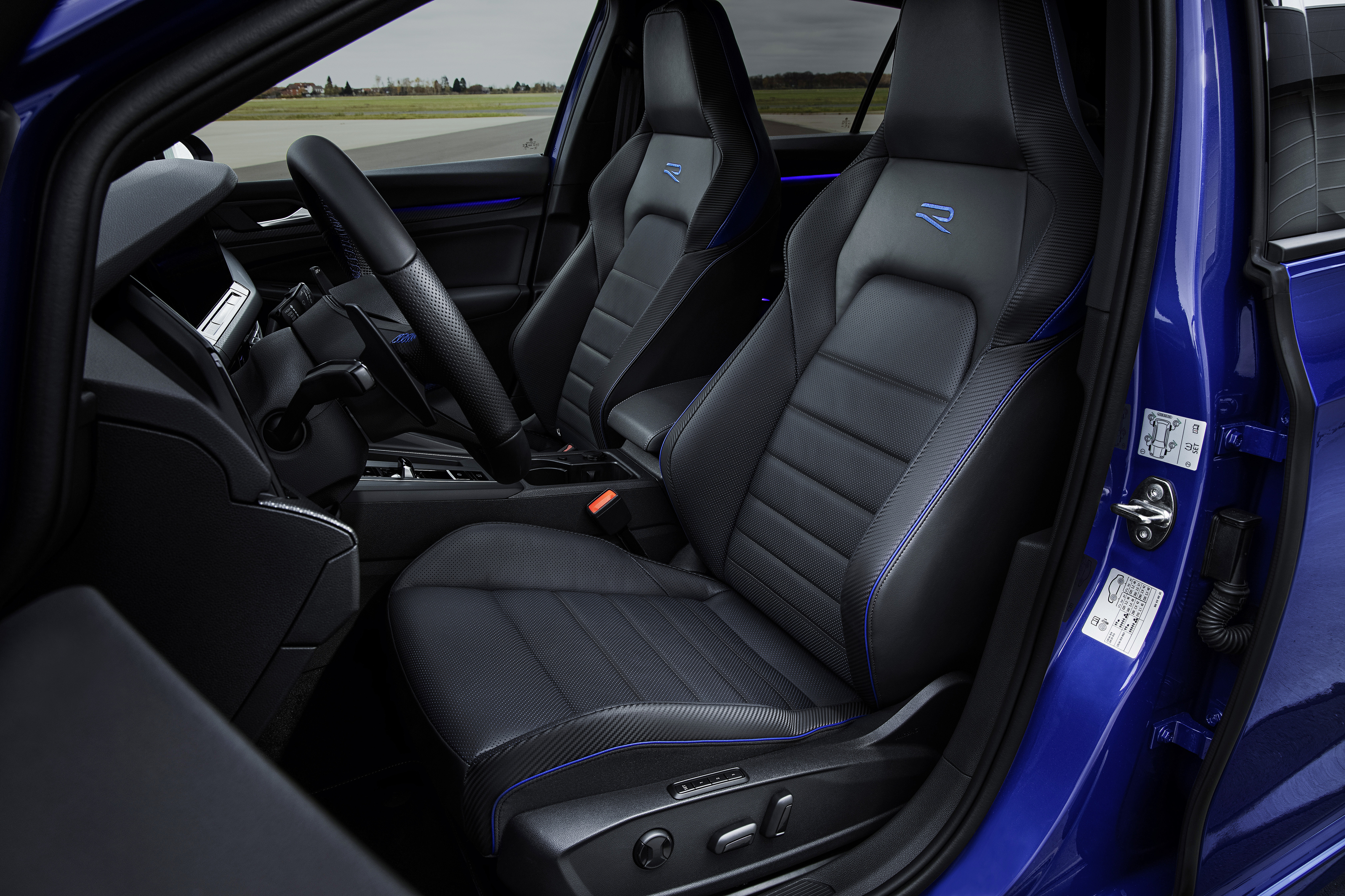 Golf R