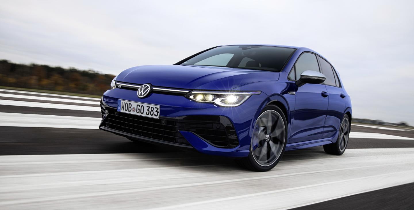 Golf R