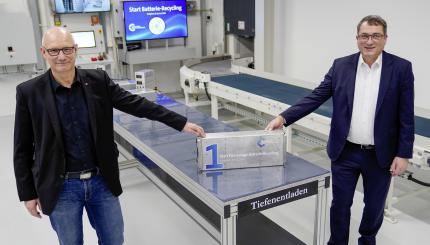 Volkswagen start recycling gebruikte accu’s van elektrische auto’s in Salzgitter