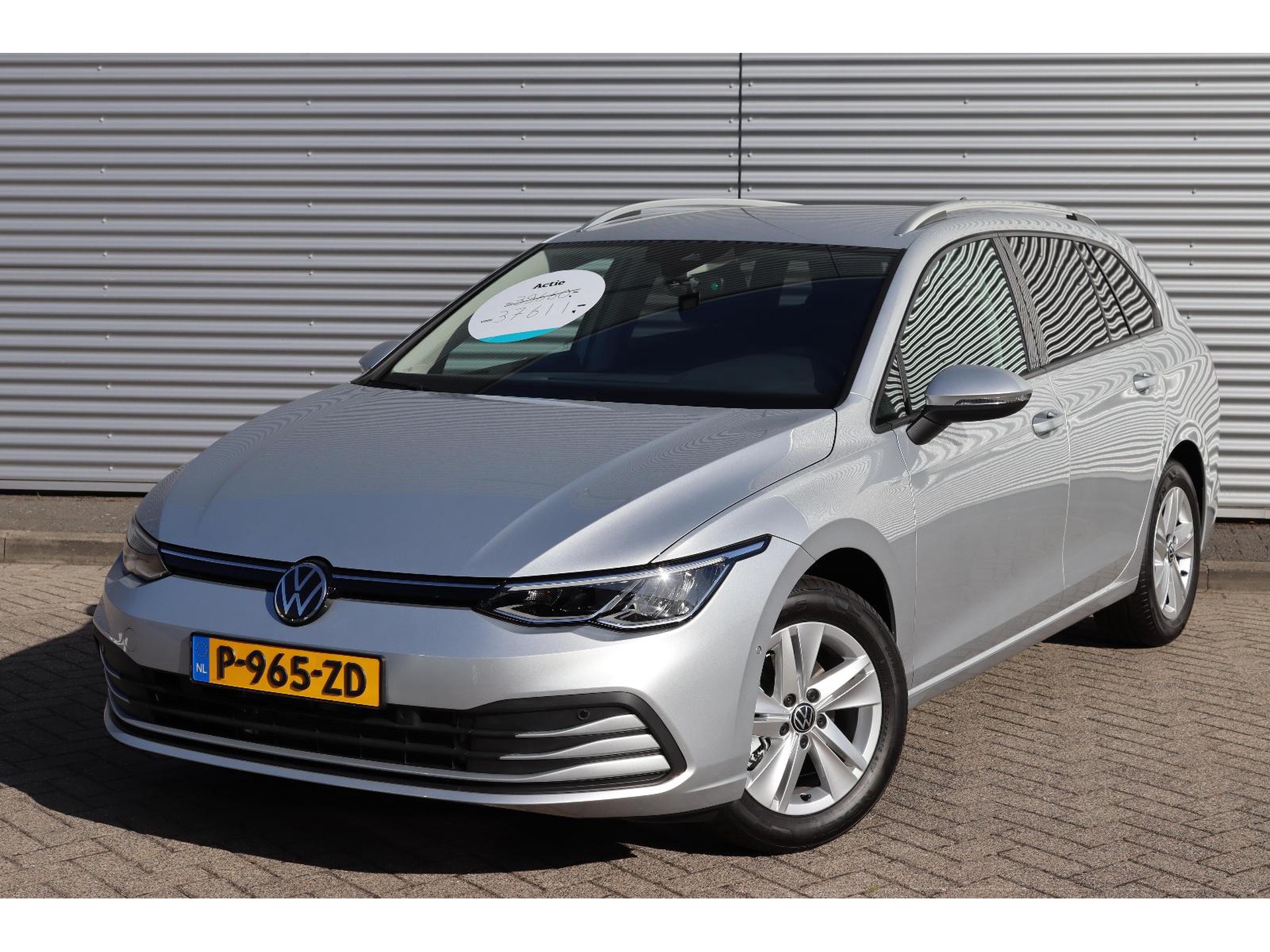 Volkswagen - Golf Variant 1.0 TSI 110 6MT Life - 2022