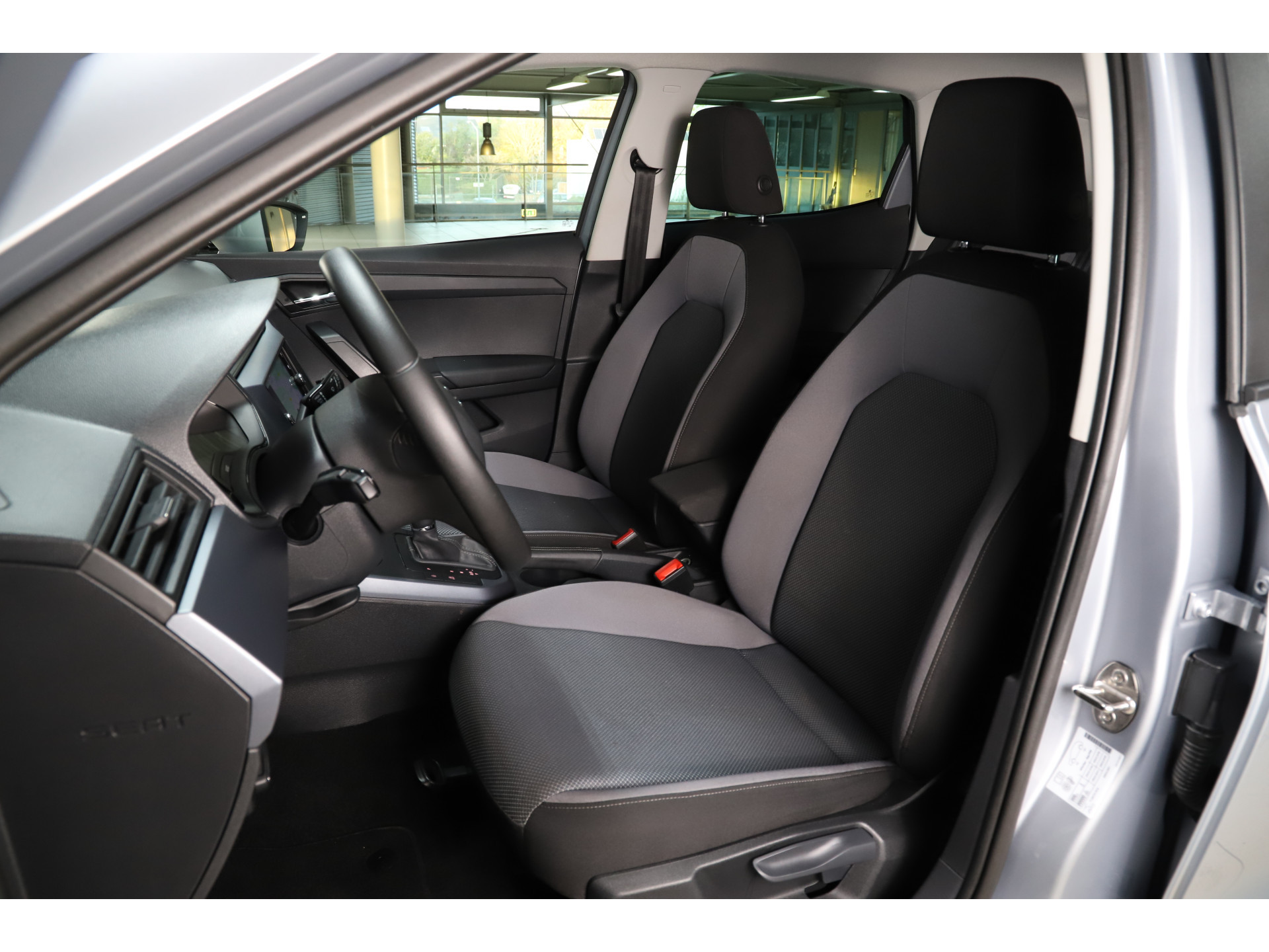 SEAT - Arona 1.0 TSI 110pk DSG Style Business Intense - 2021