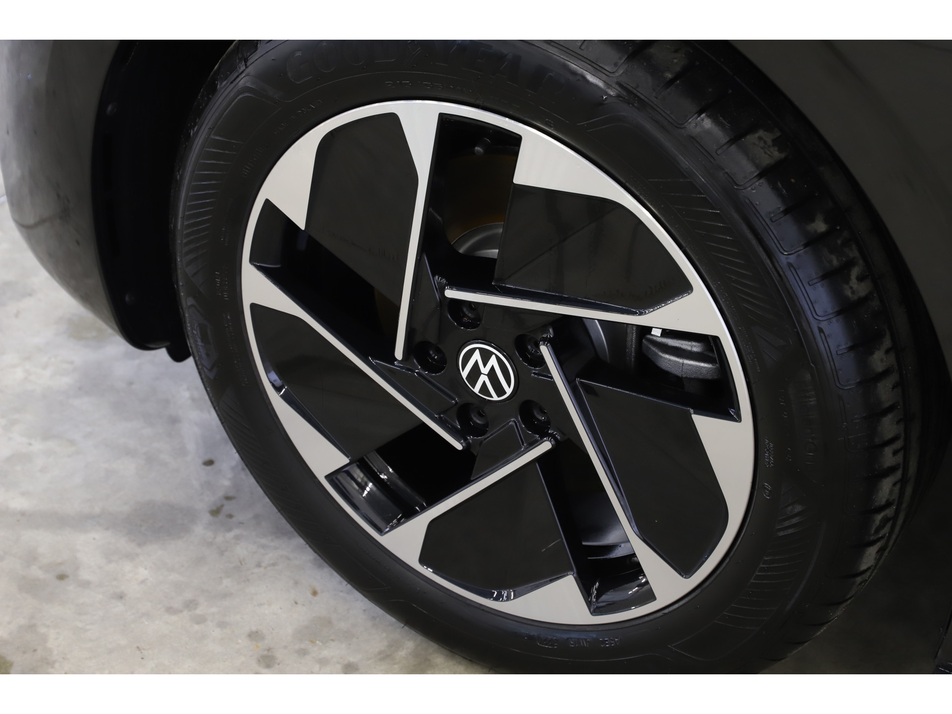 Volkswagen - ID.3 First 58 kWh - 2020