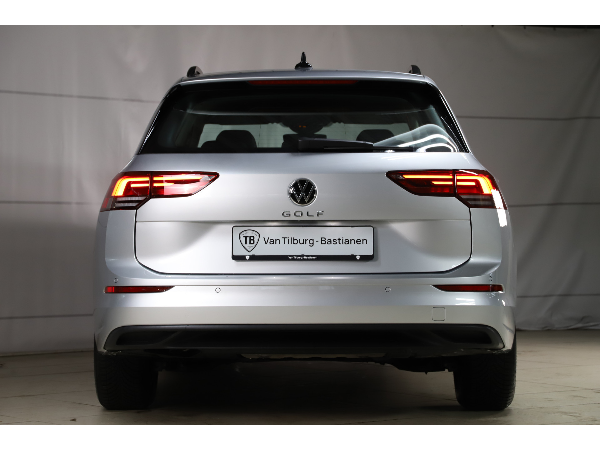 Volkswagen - GOLF Variant 1.0 TSI 110pk Life Business - 2022