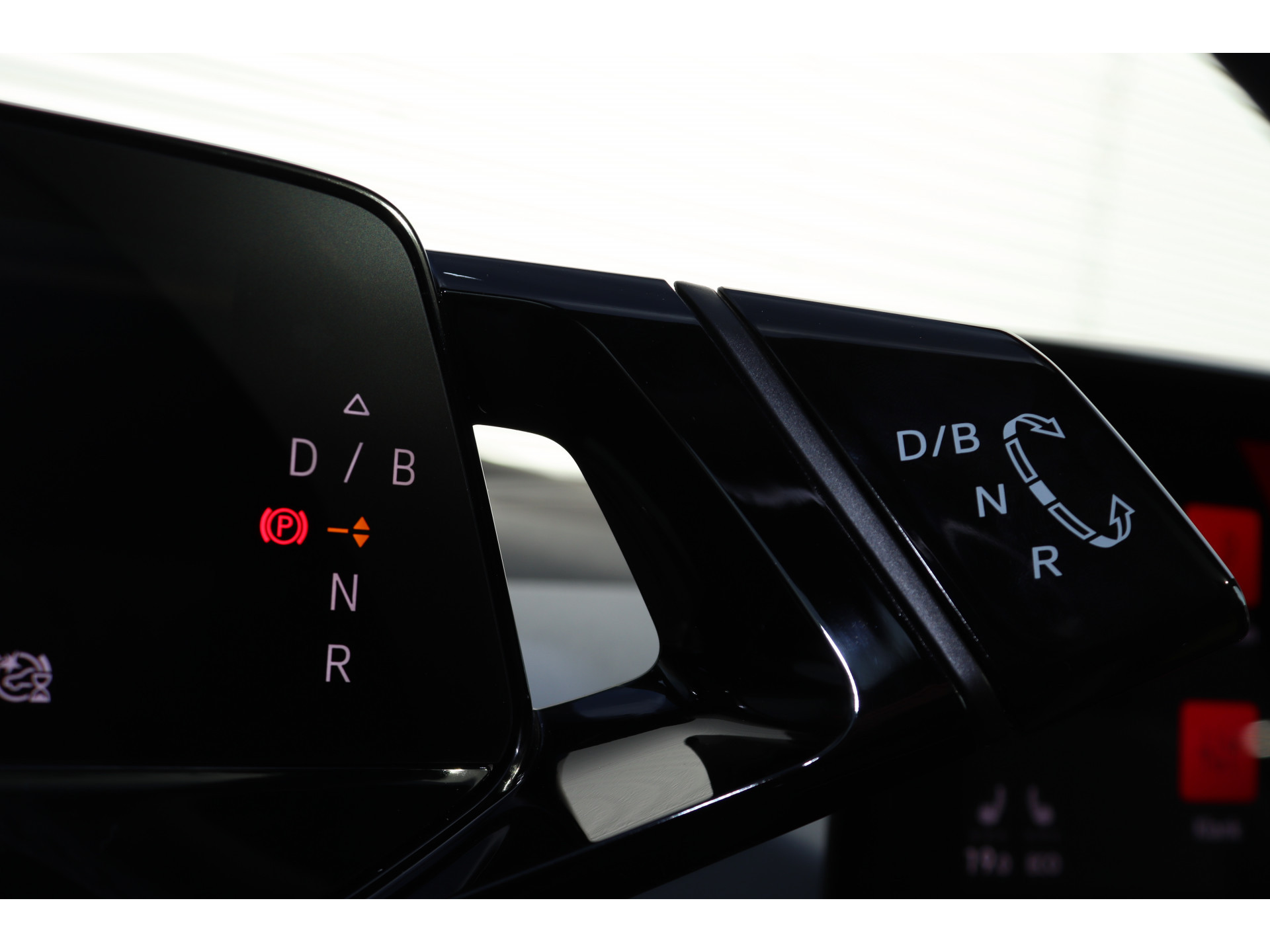 Volkswagen - ID.3 ELEKTROMOTOR 204 PK FIRST MAX 1 VERSN. AUTOMAAT - 2020