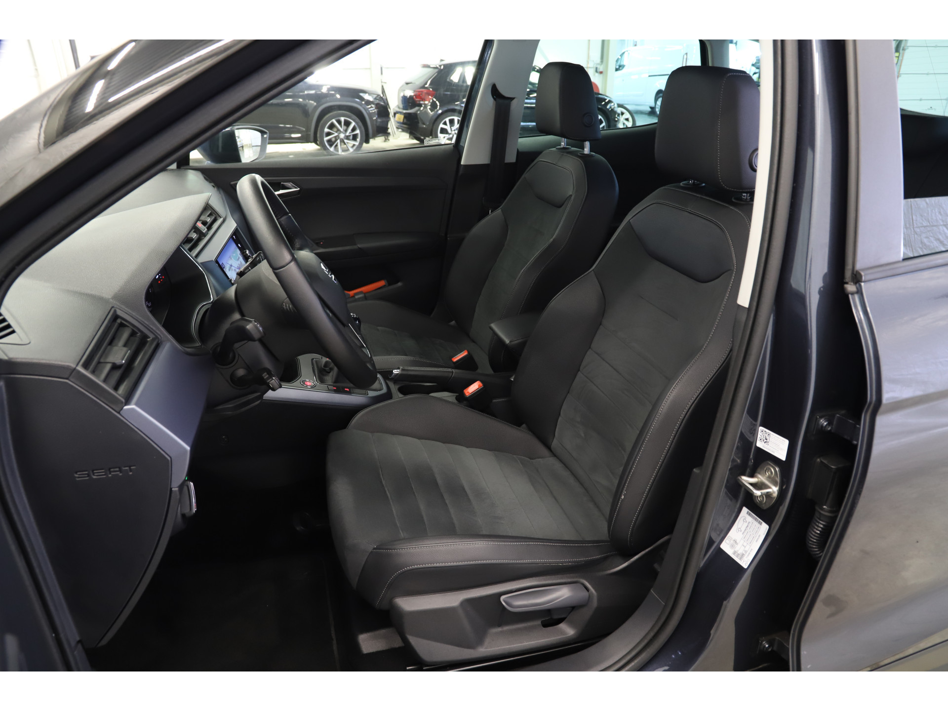 SEAT - Arona 1.0 TSI 95pk Style Business Intense - 2020