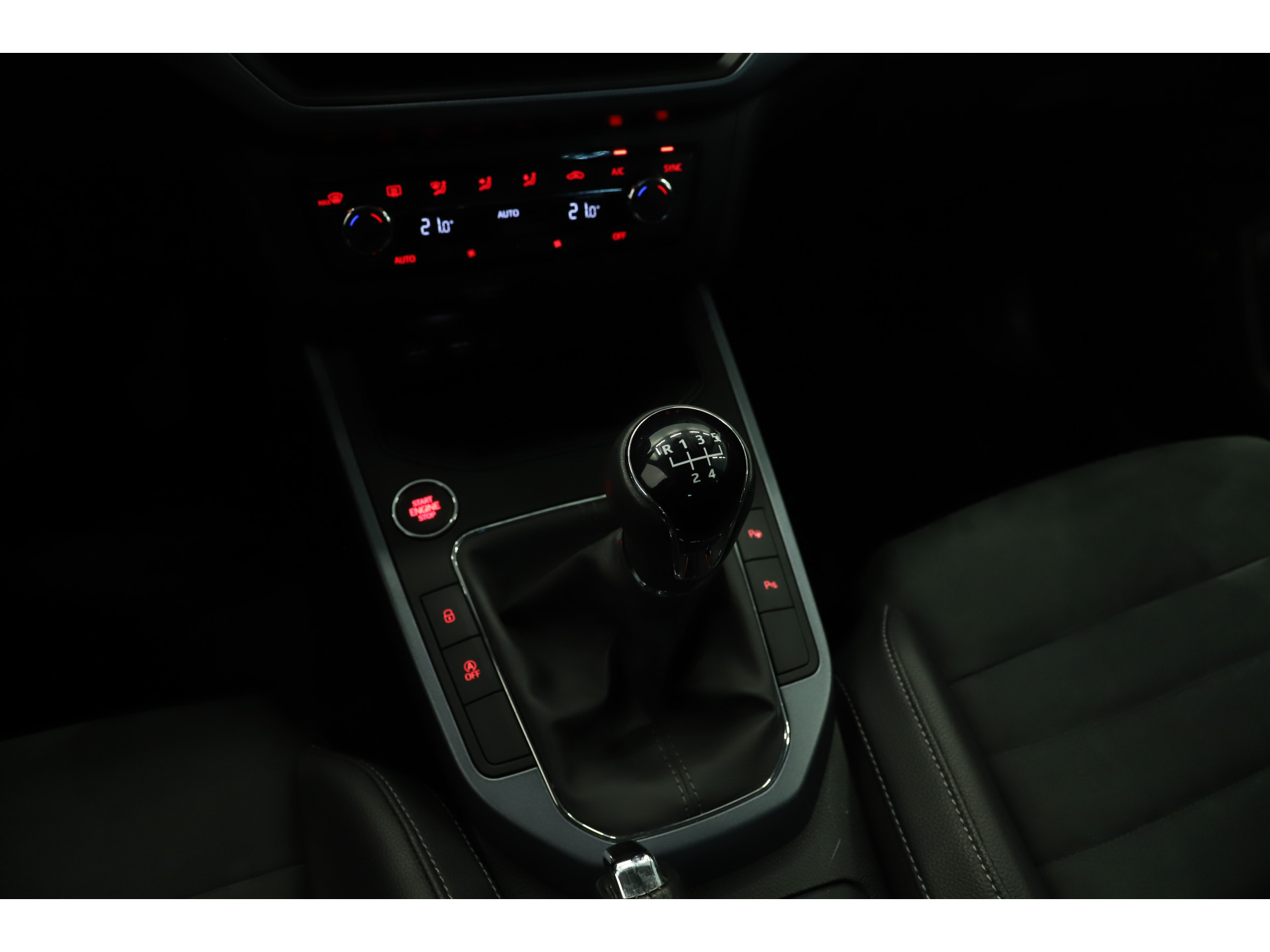SEAT - Arona 1.0 TSI 95pk Style Business Intense - 2020