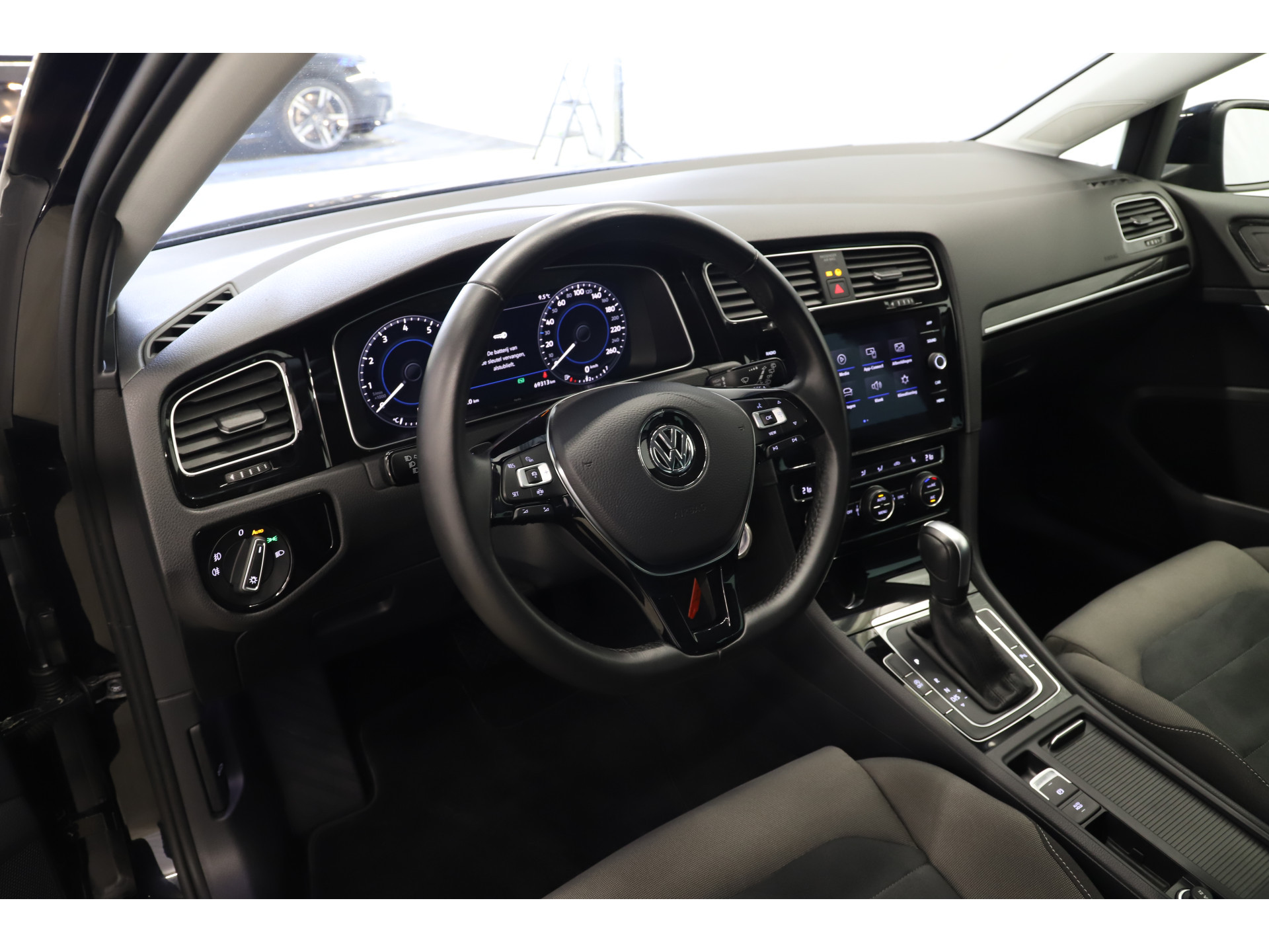 Volkswagen - Golf 1.5 TSI 150pk DSG Highline - 2019