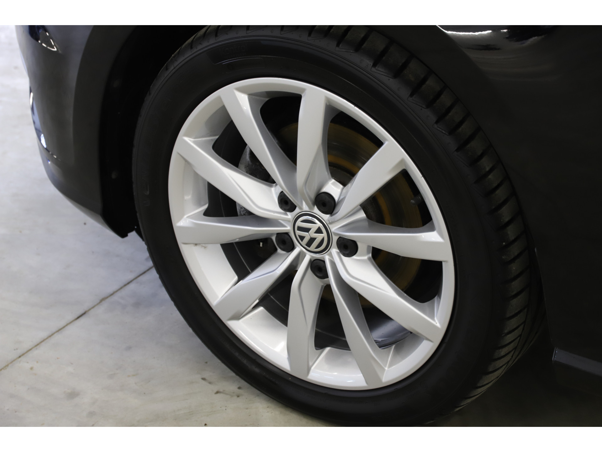 Volkswagen - Golf 1.5 TSI 150pk DSG Highline - 2019