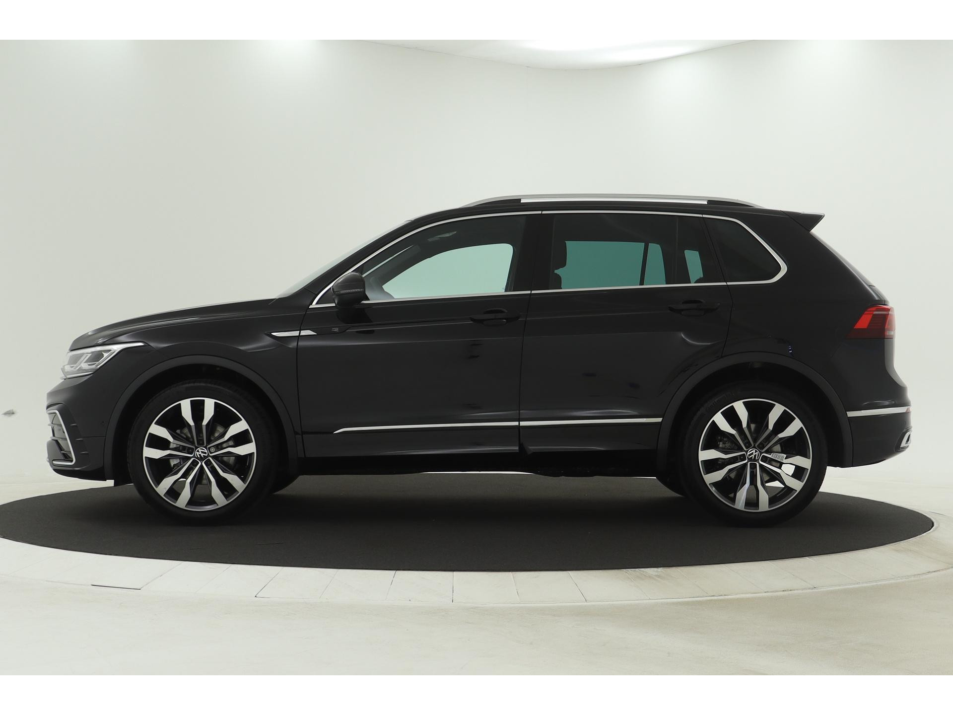 Volkswagen - Tiguan 1.5 TSI 150 7DSG R-Line Business+ - 2023