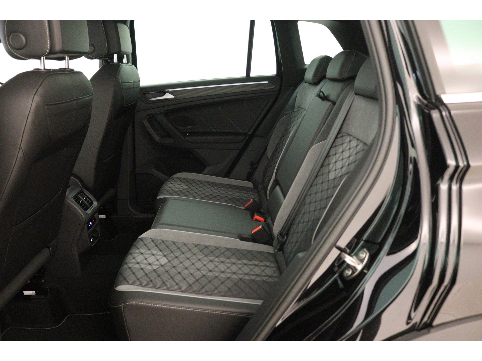 Volkswagen - Tiguan 1.5 TSI 150 7DSG R-Line Business+ - 2023