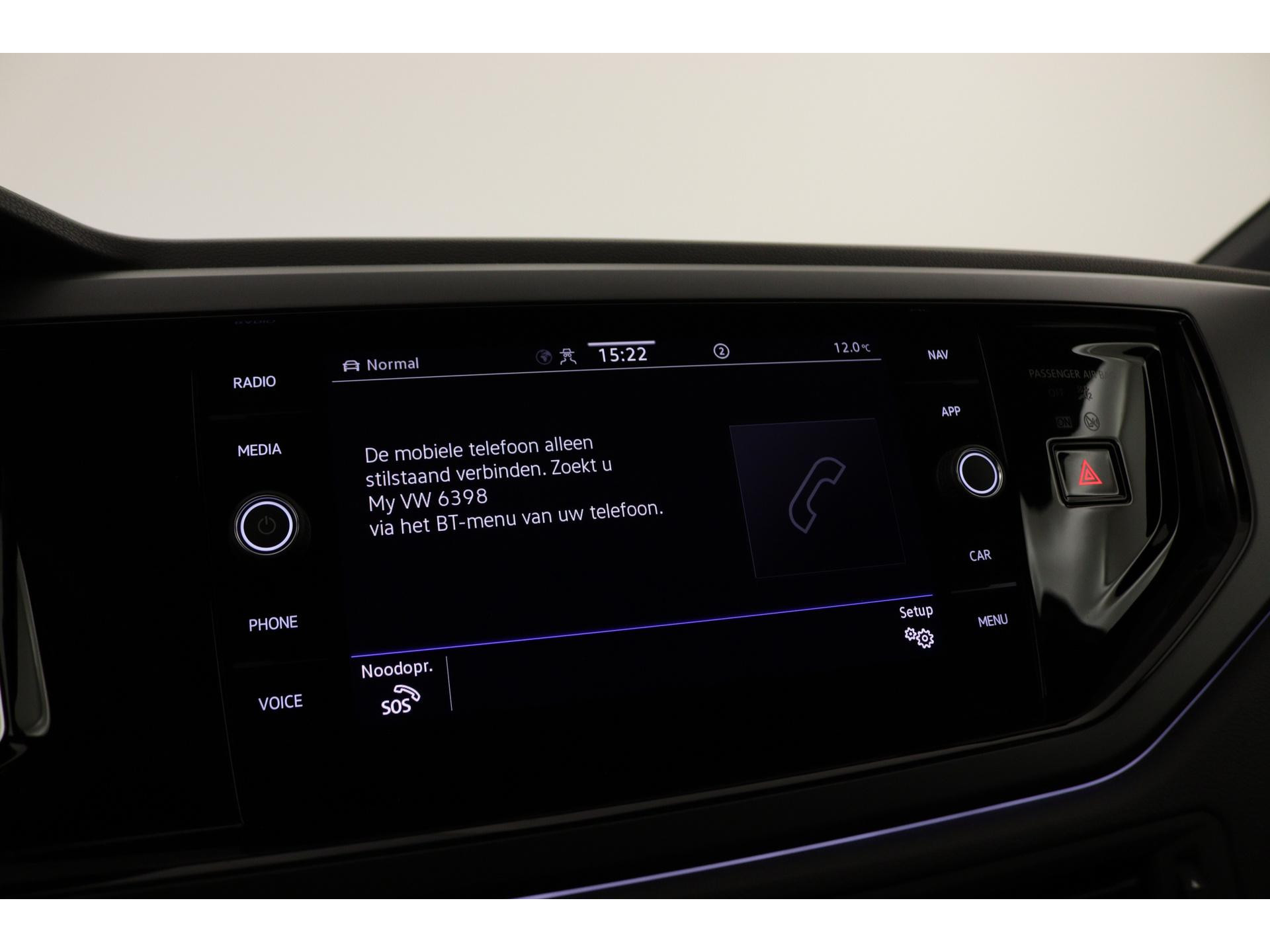 Volkswagen - Polo 1.0 TSI 95 5MT R-Line - 2024