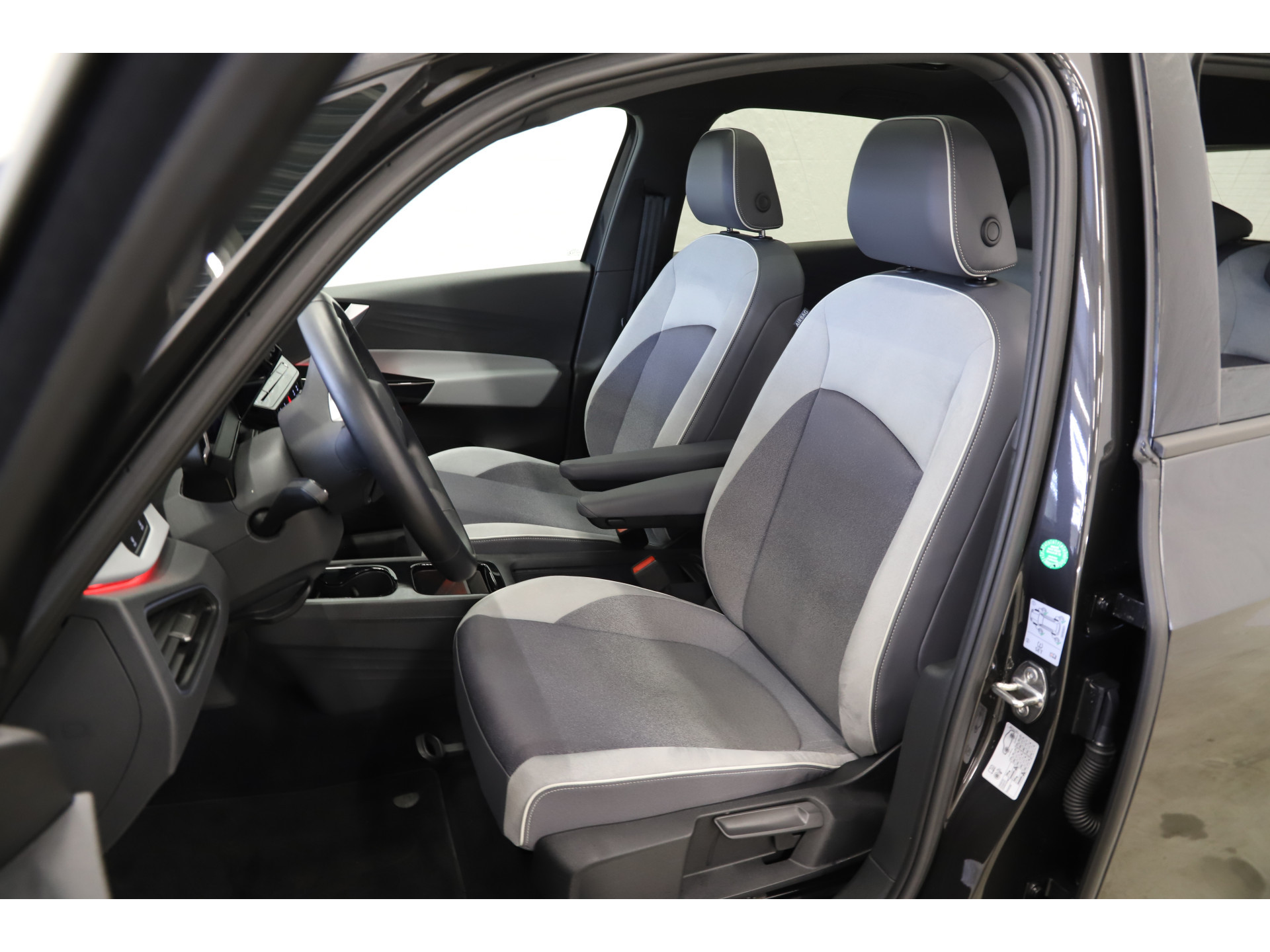 Volkswagen - ID.3 First Plus 58 kWh - 2020