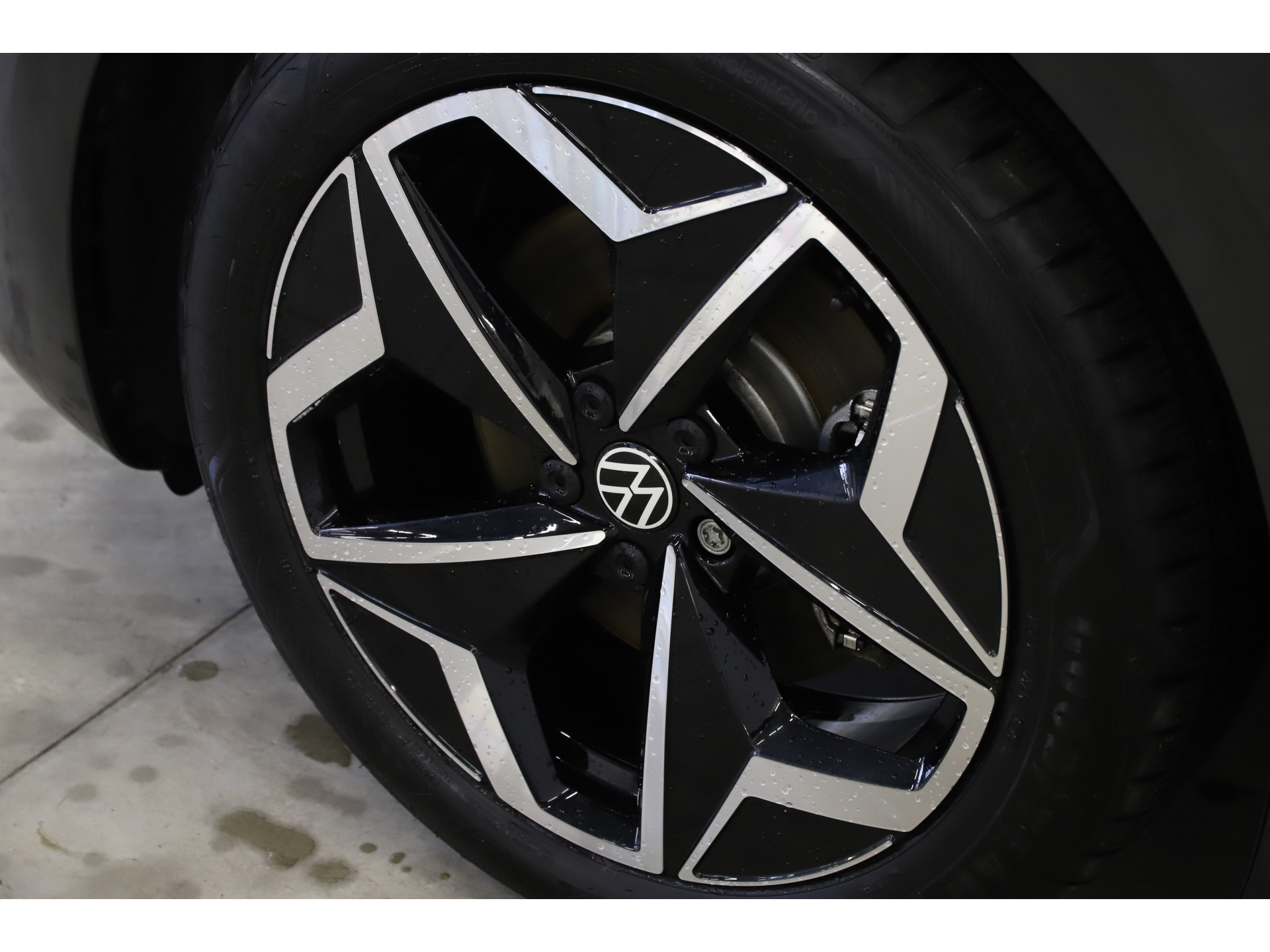 Volkswagen - ID.3 First Plus 58 kWh - 2020