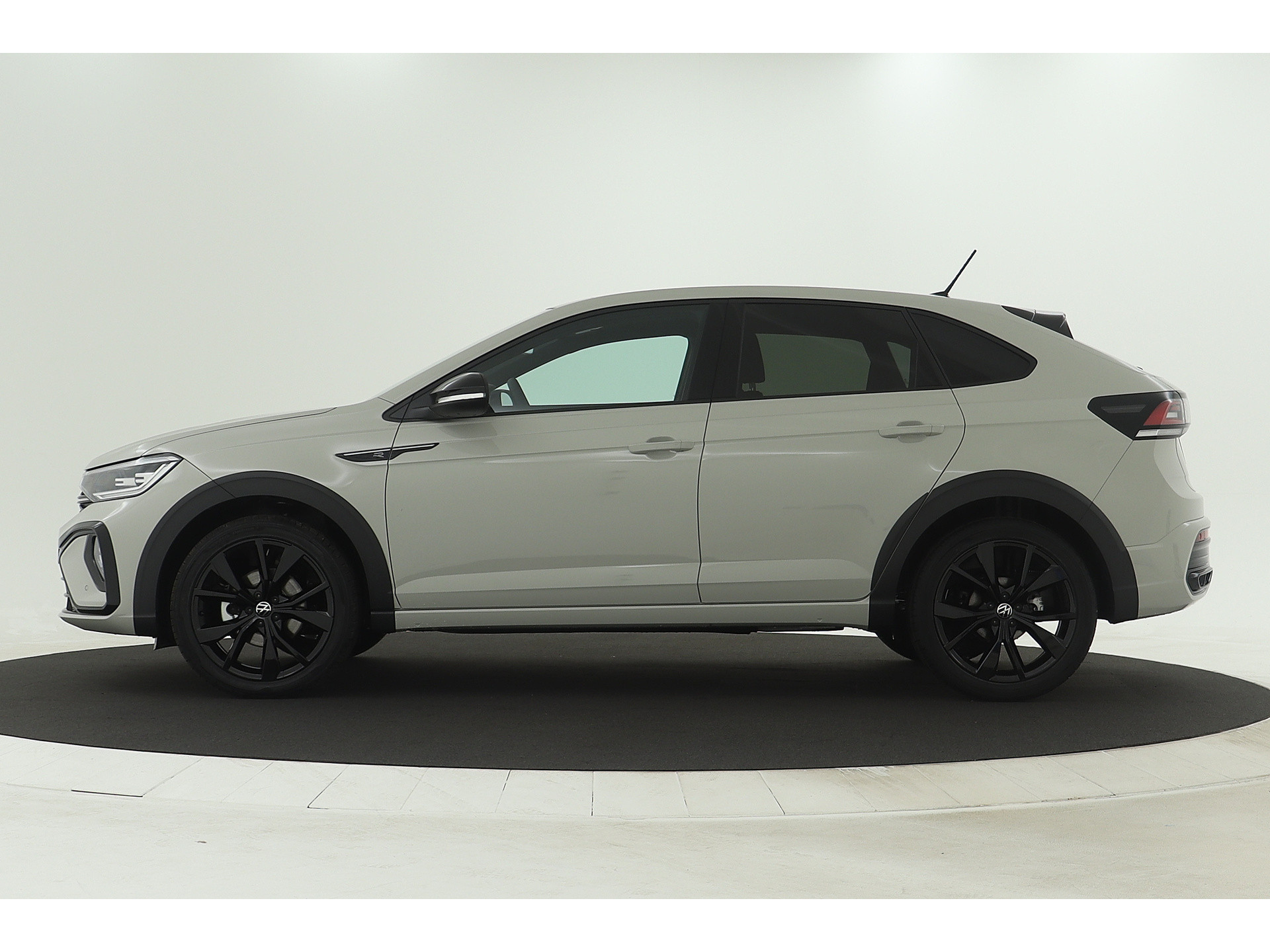 Volkswagen - Taigo 1.5 TSI R-Line - 2023