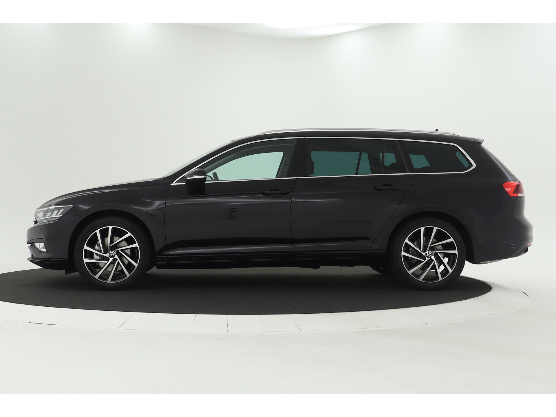 Volkswagen - Passat Variant 1.5 TSI 150 7DSG Business - 2023