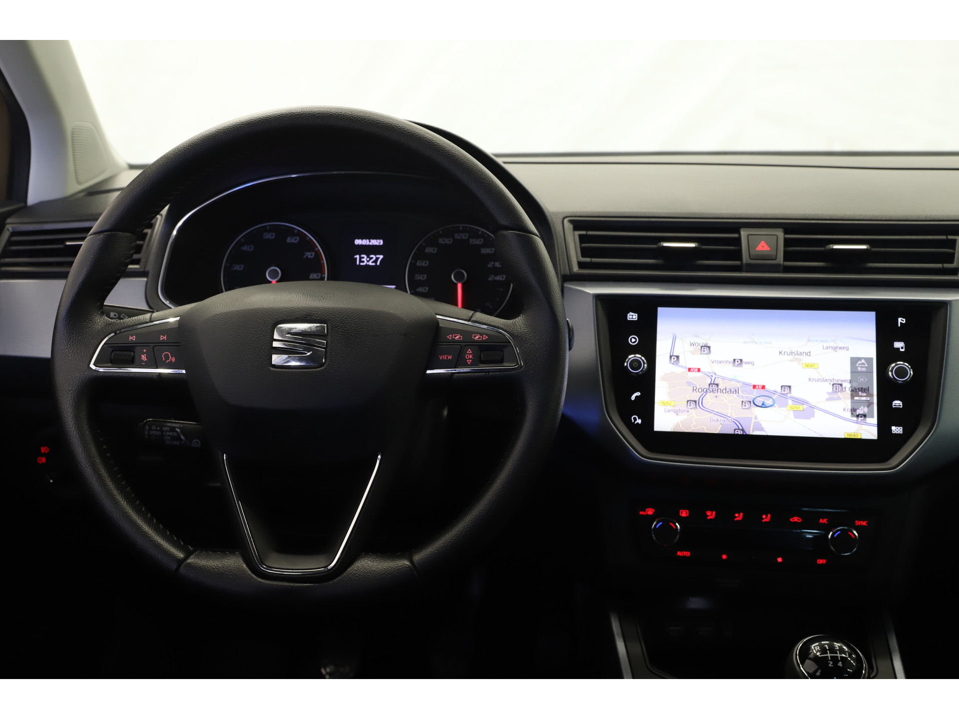 SEAT - Arona 1.0 TSI 95pk Style Business Intense - 2018