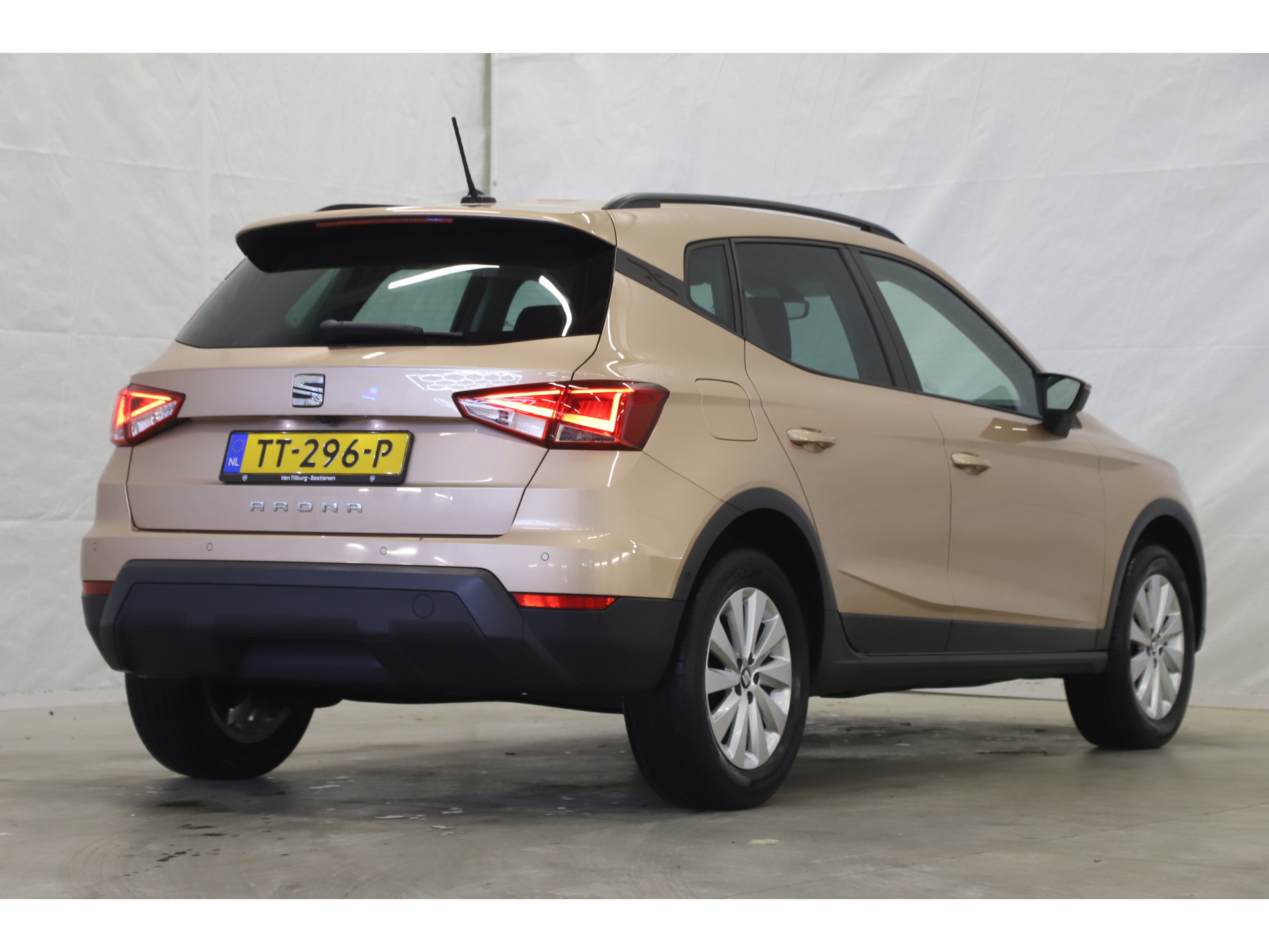 SEAT - Arona 1.0 TSI 95pk Style Business Intense - 2018