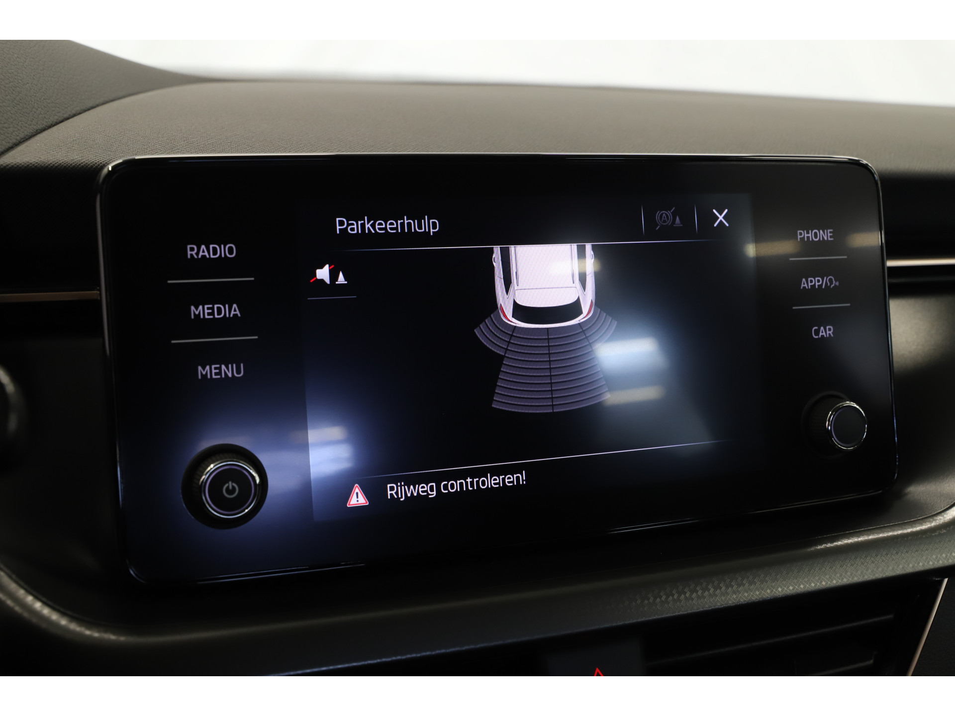 Škoda - Kamiq 1.0 TSI 110pk DSG Ambition - 2022