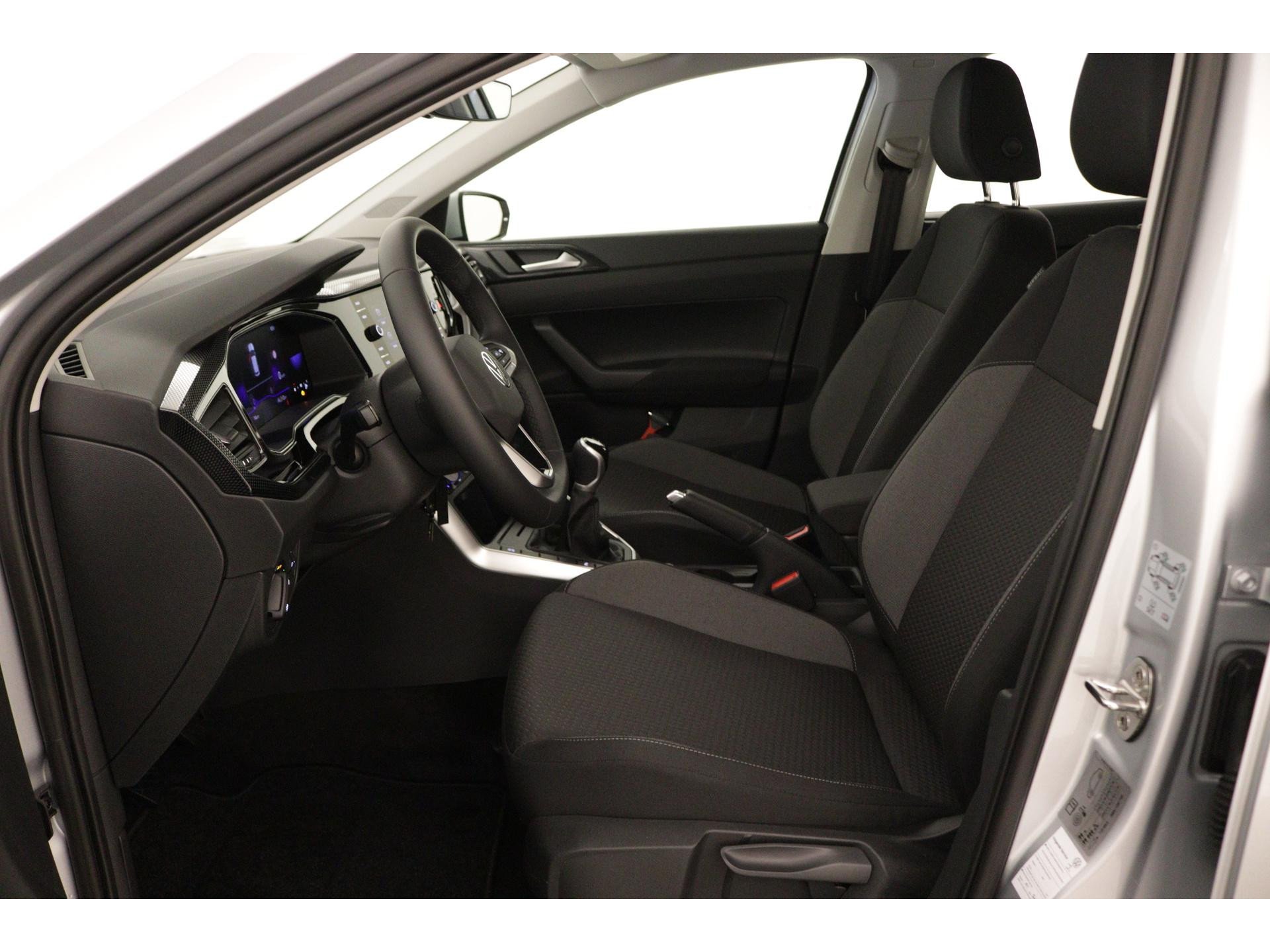 Volkswagen - Polo 1.0 TSI 95 5MT Life - 2023