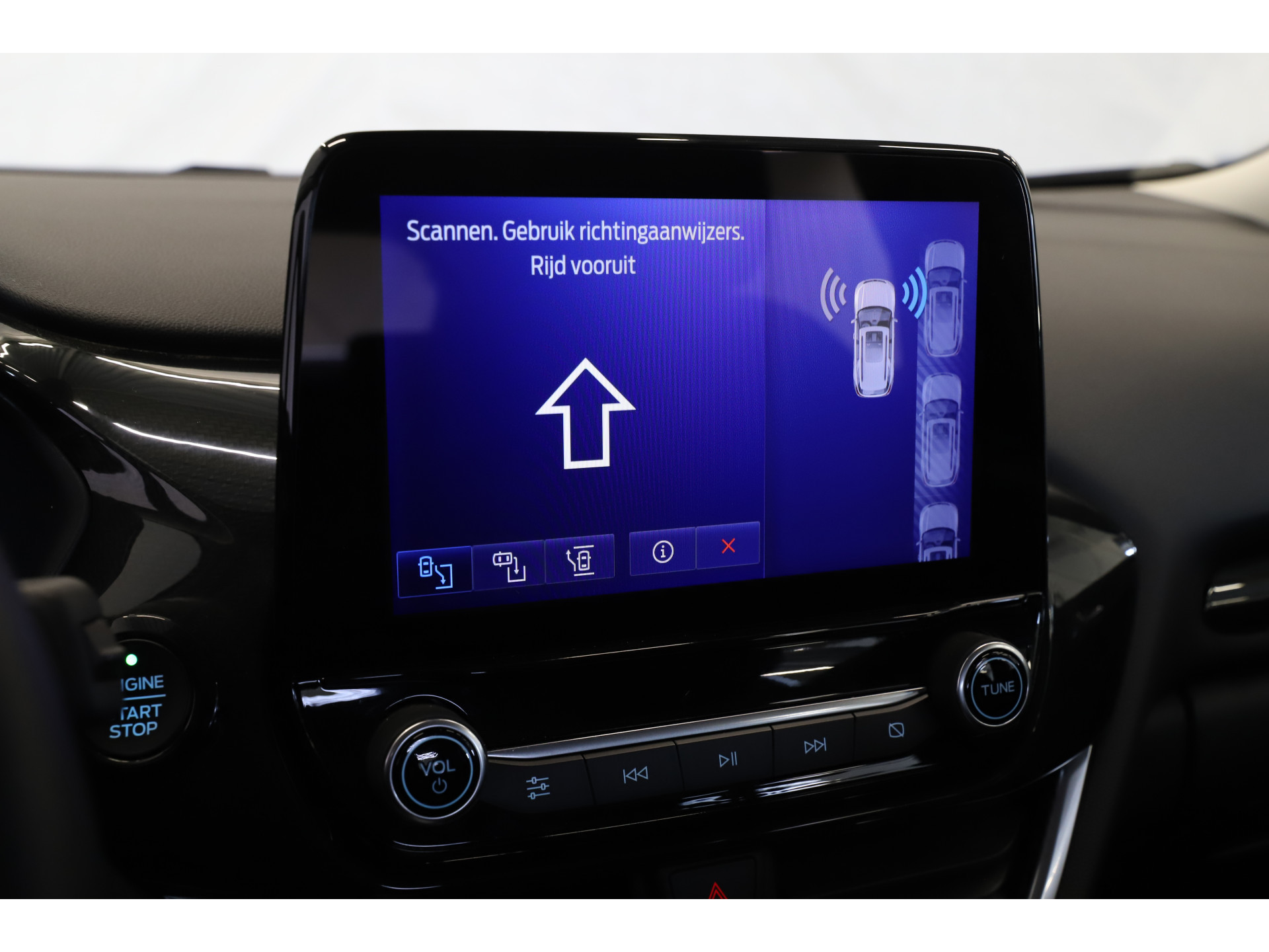 Ford - Puma 1.0 EcoBoost 125pk Hybrid Titanium - 2022