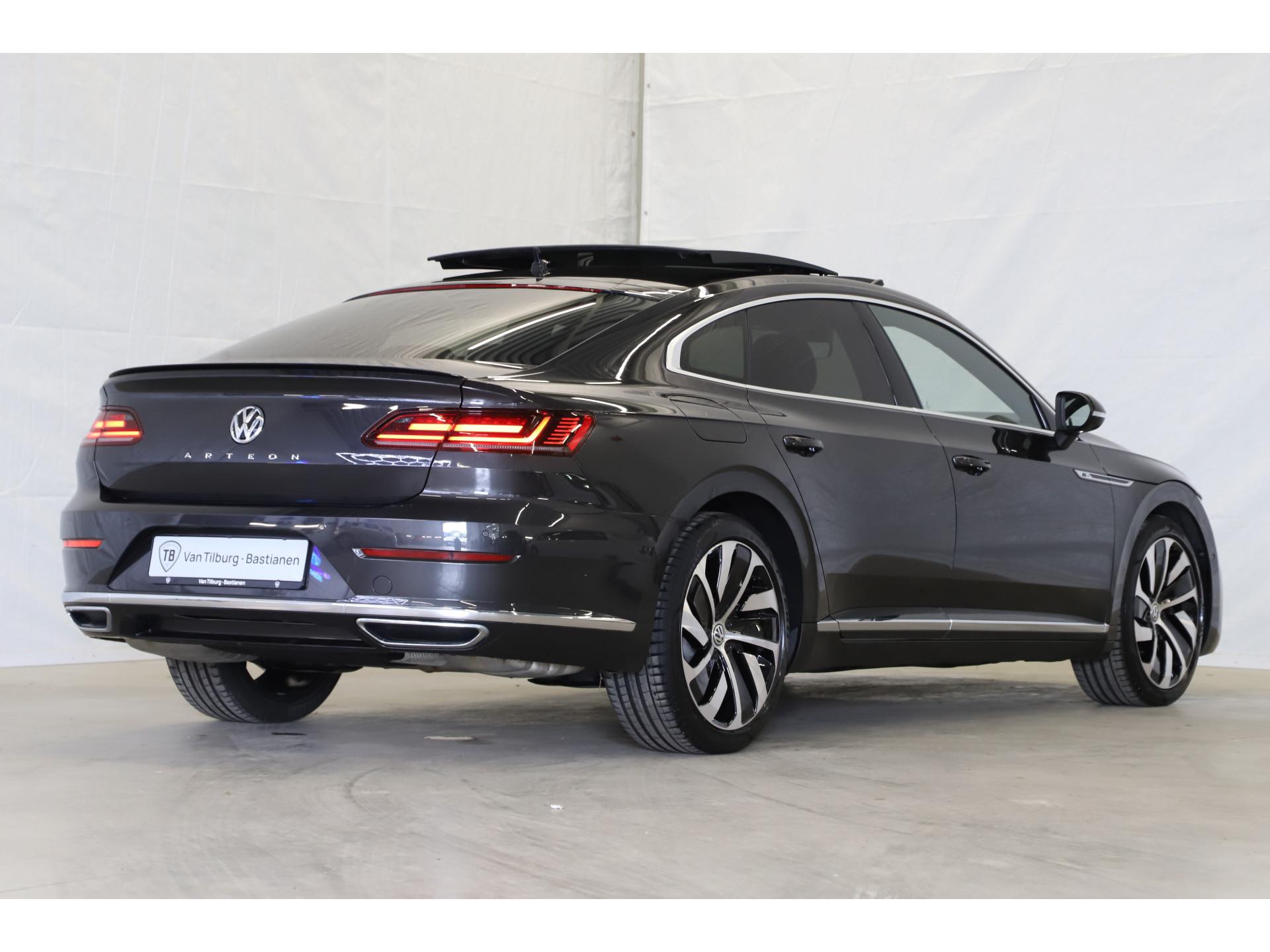 Volkswagen - Arteon 2.0 TSI 190pk DSG R-Line - 2020