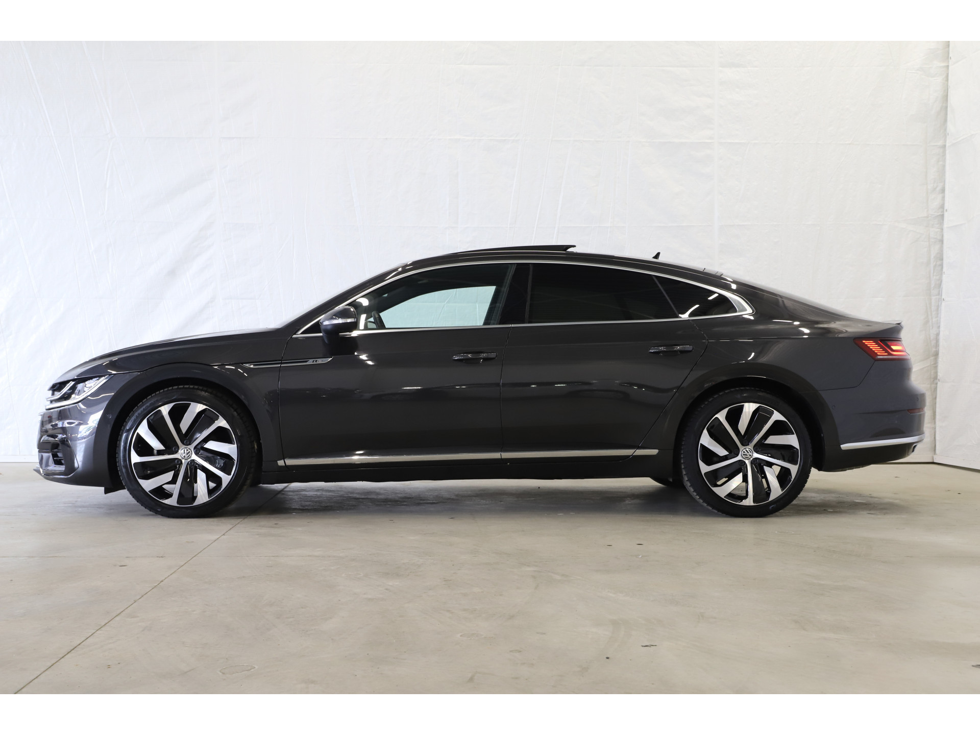 Volkswagen - Arteon 2.0 TSI 190pk DSG R-Line - 2020