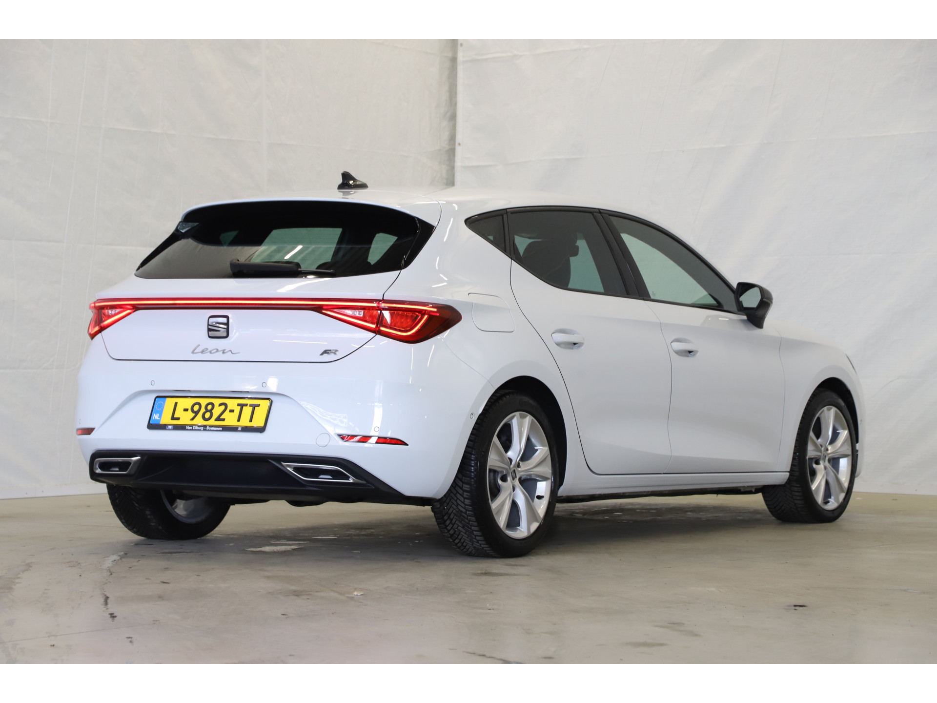 SEAT - Leon 1.0 TSI 110pk FR Business Intense - 2021