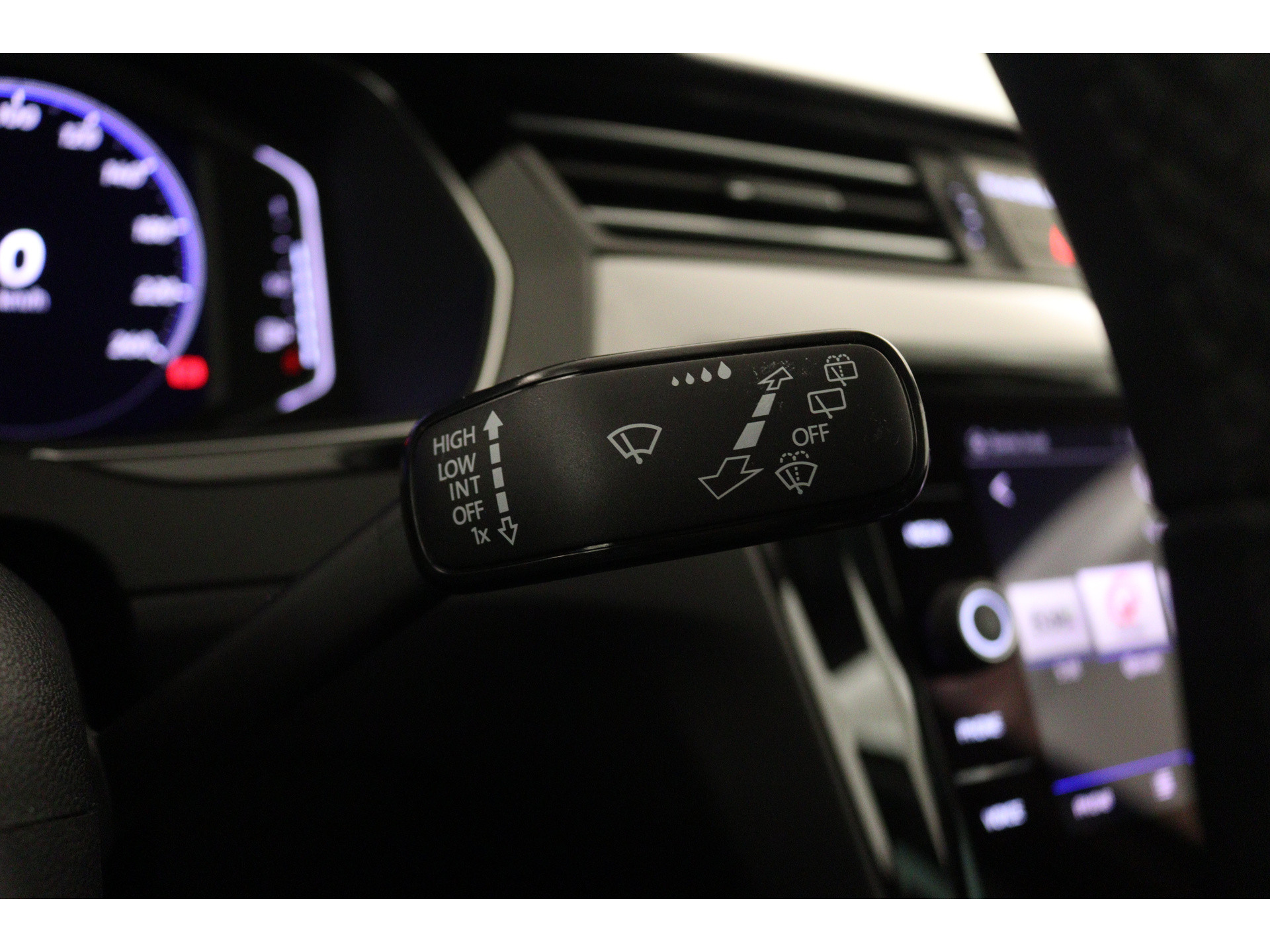 Volkswagen - Passat Variant 1.5 TSI Business - 2022