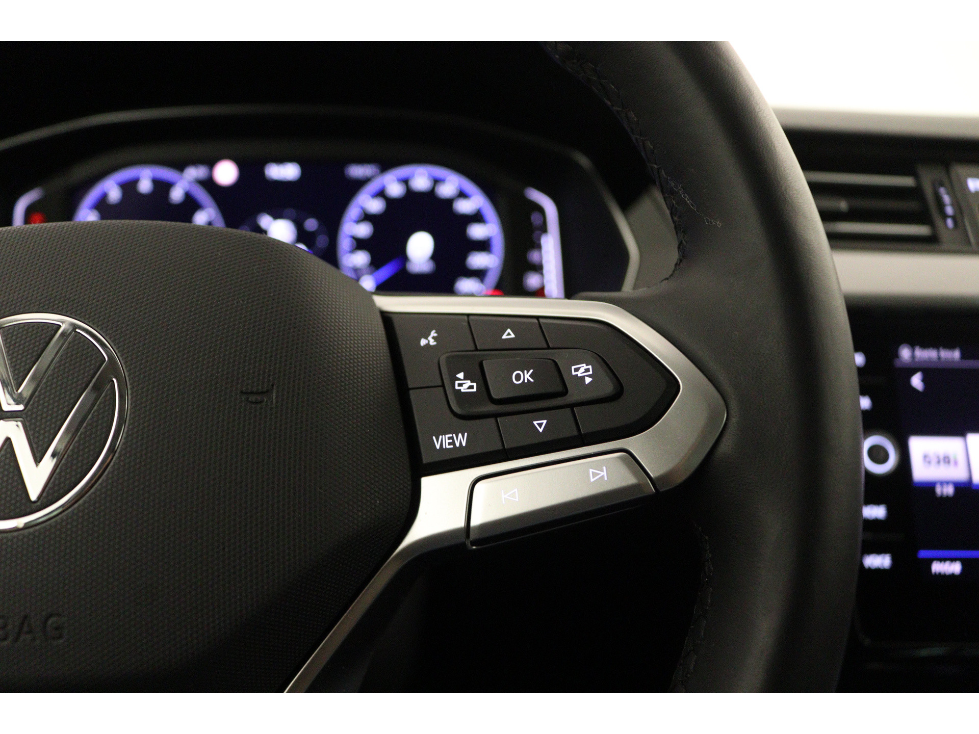 Volkswagen - Passat Variant 1.5 TSI Business - 2022