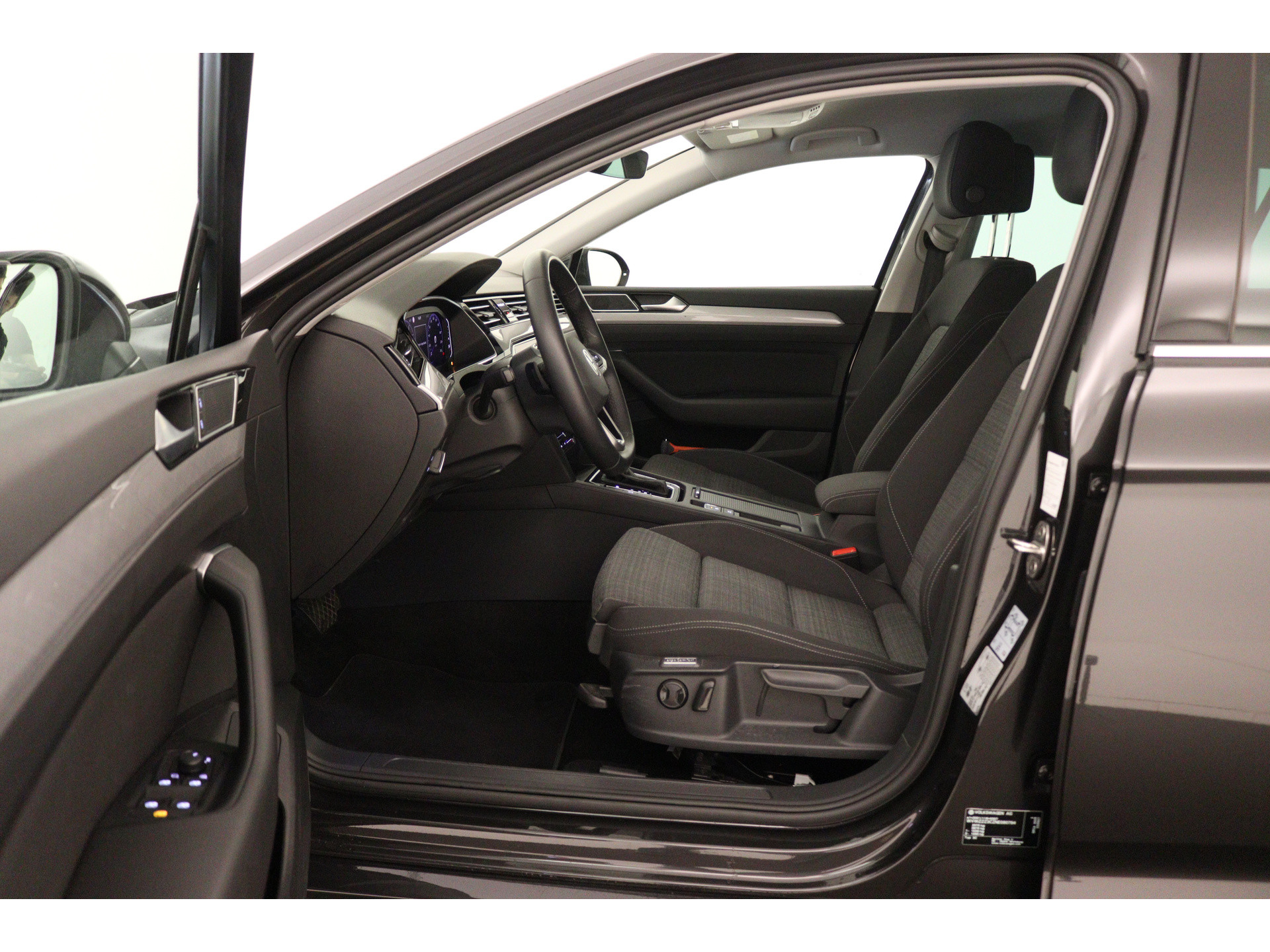 Volkswagen - Passat Variant 1.5 TSI Business - 2022