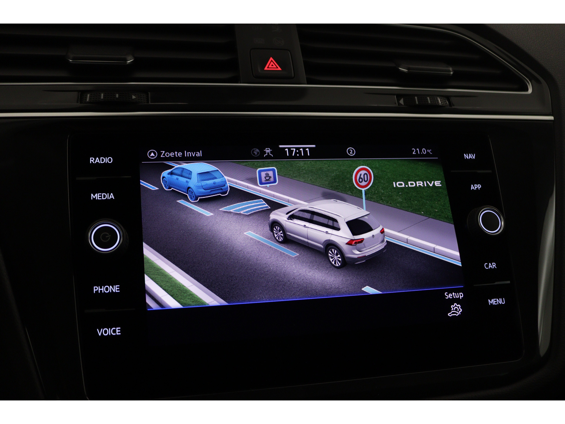 Volkswagen - Tiguan 1.5 TSI Life Business - 2022