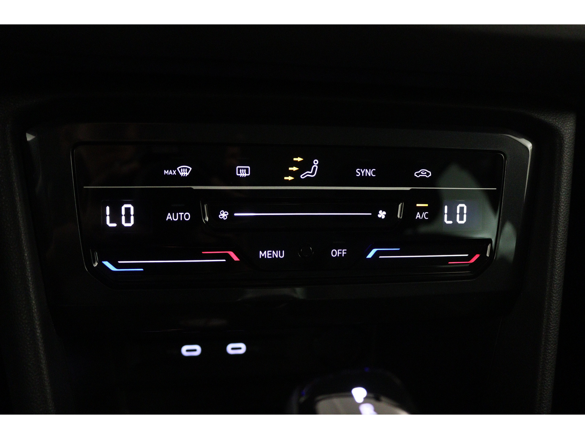 Volkswagen - Tiguan 1.5 TSI Life Business - 2022