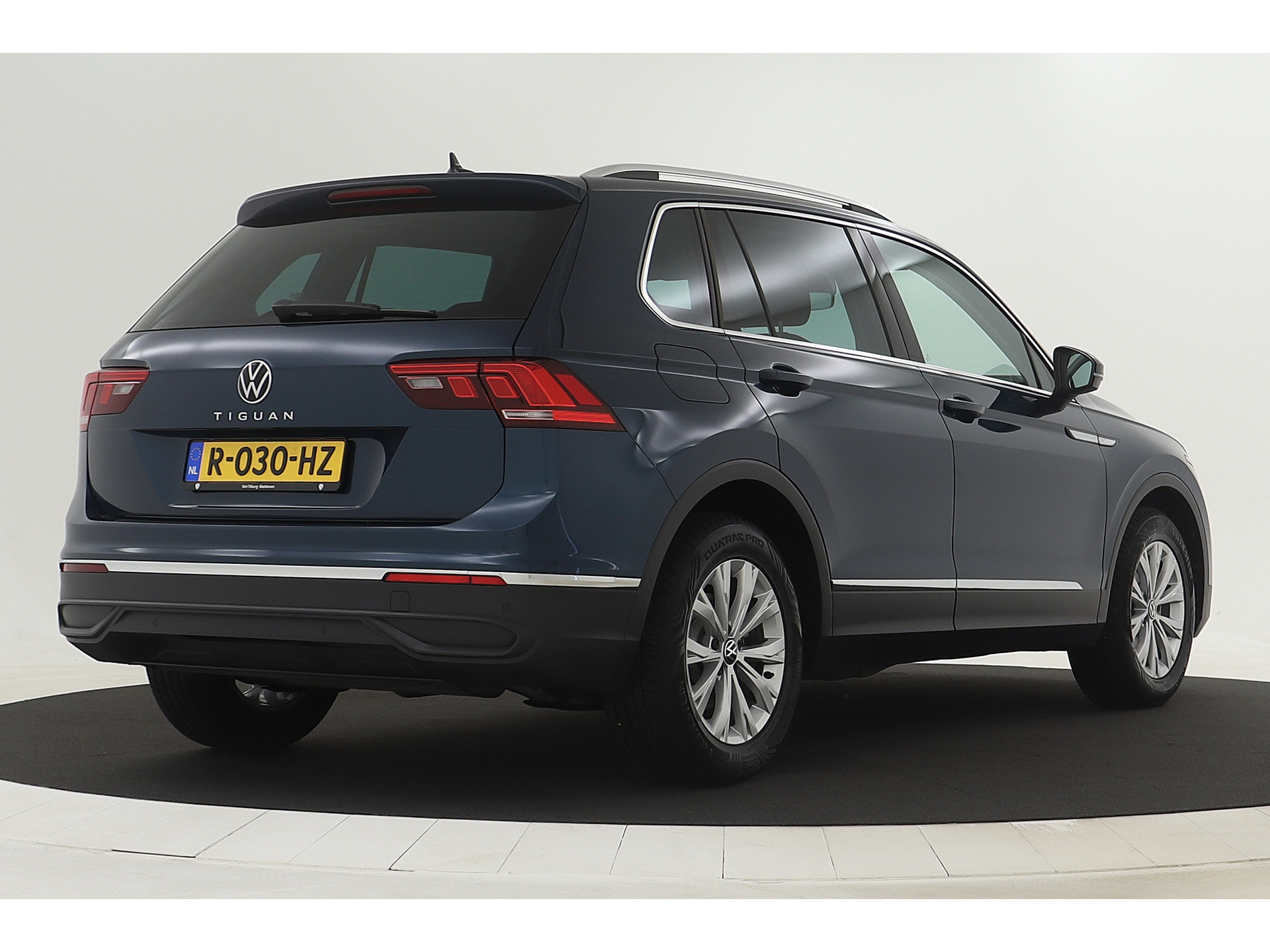 Volkswagen - Tiguan 1.5 TSI Life Business - 2022