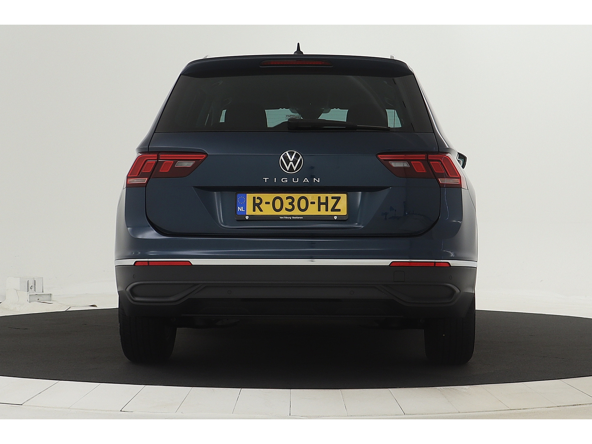 Volkswagen - Tiguan 1.5 TSI Life Business - 2022