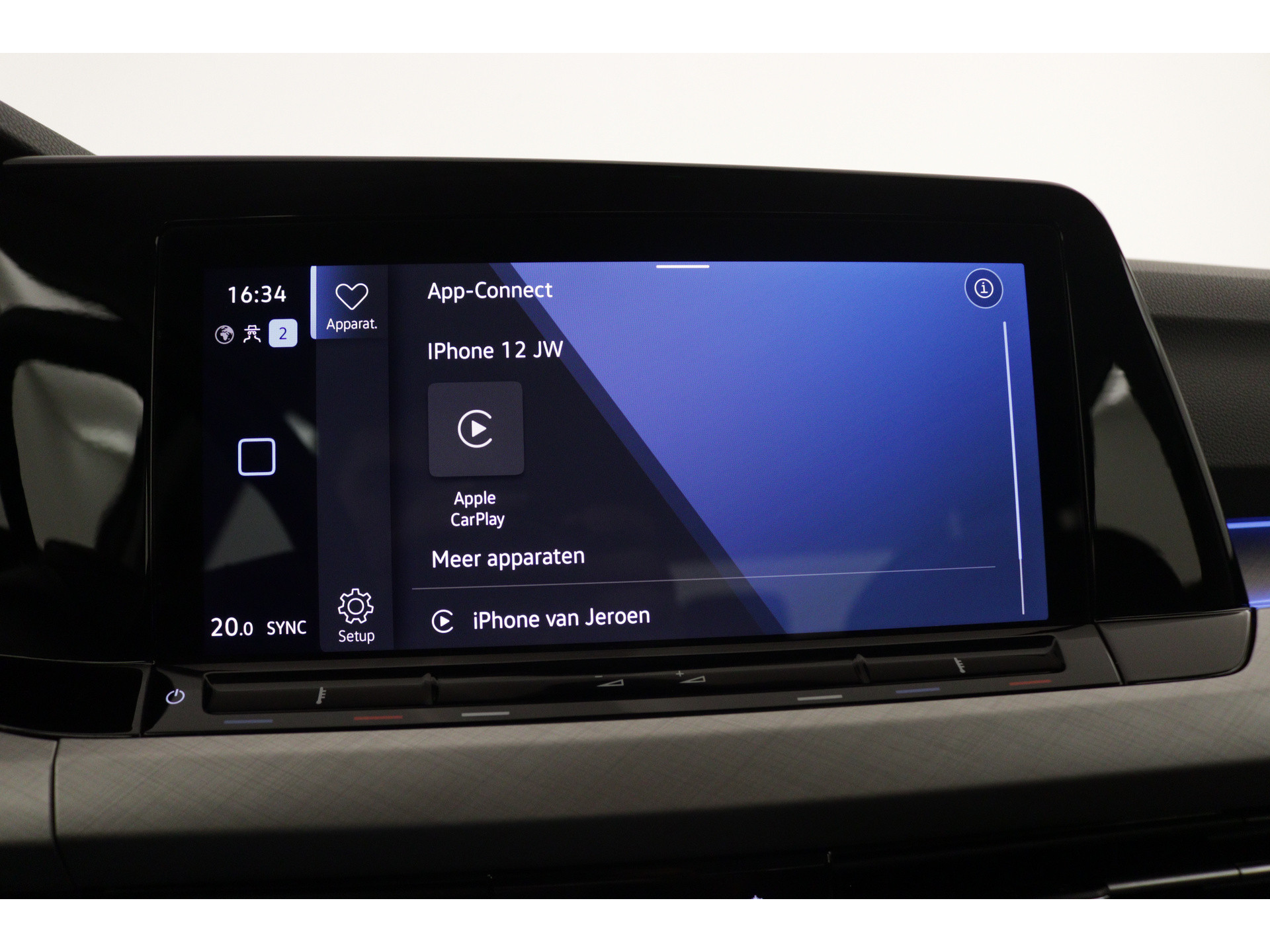 Volkswagen - Golf 1.0 eTSI Life - 2022