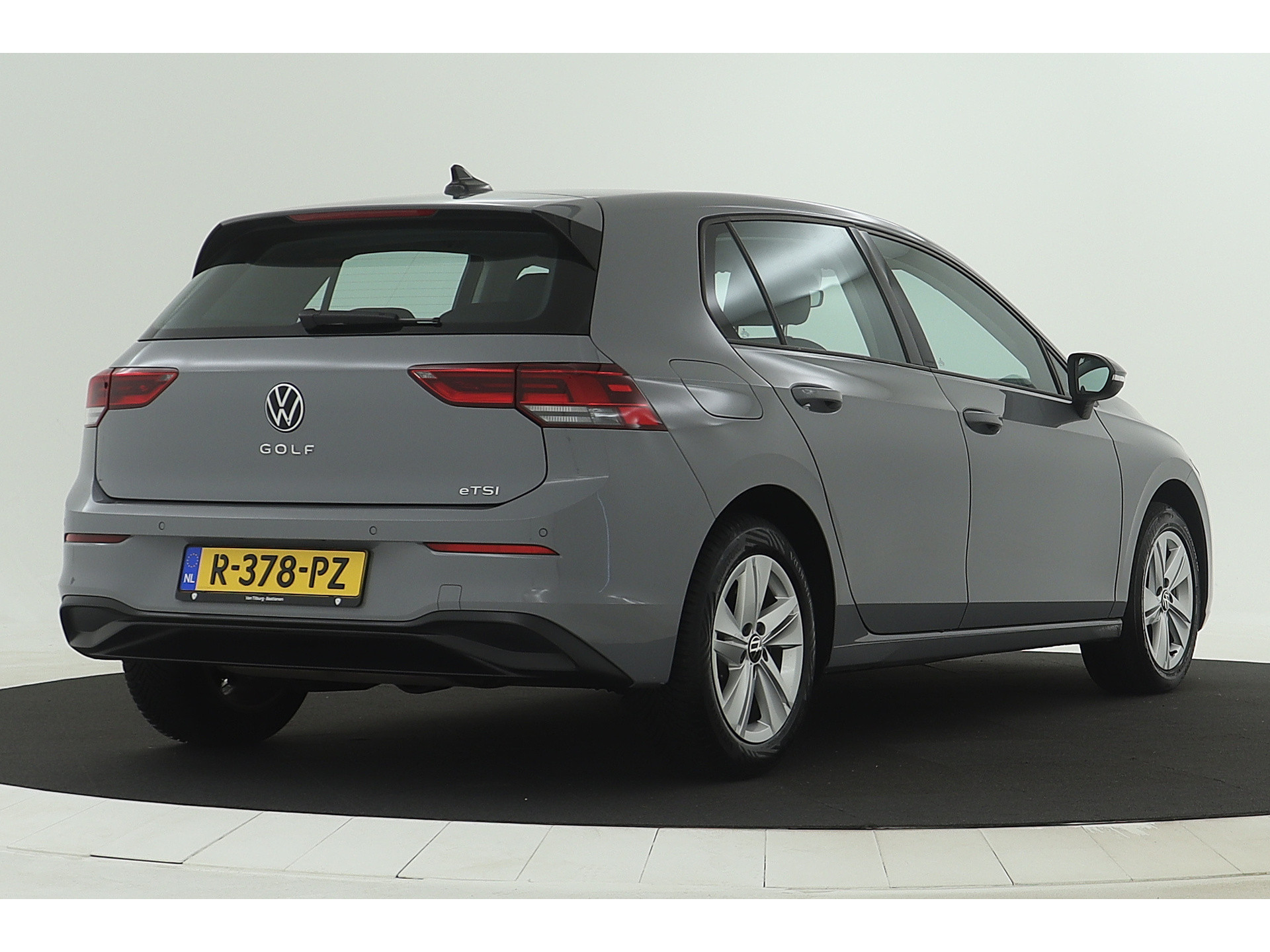 Volkswagen - Golf 1.0 eTSI Life - 2022