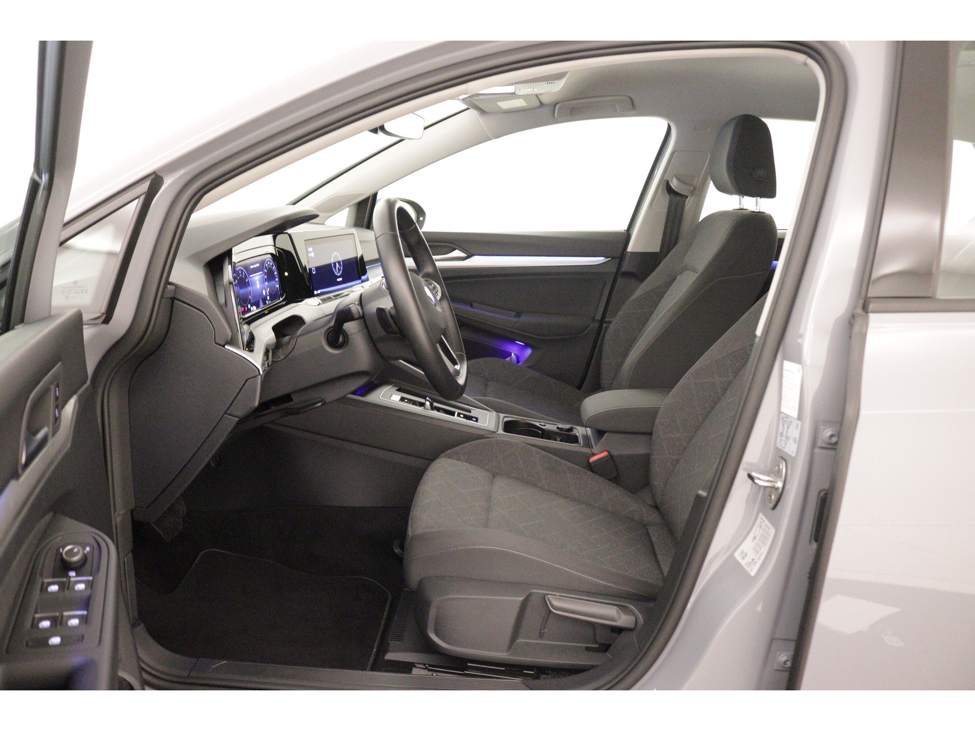 Volkswagen - Golf 1.0 eTSI Life - 2022