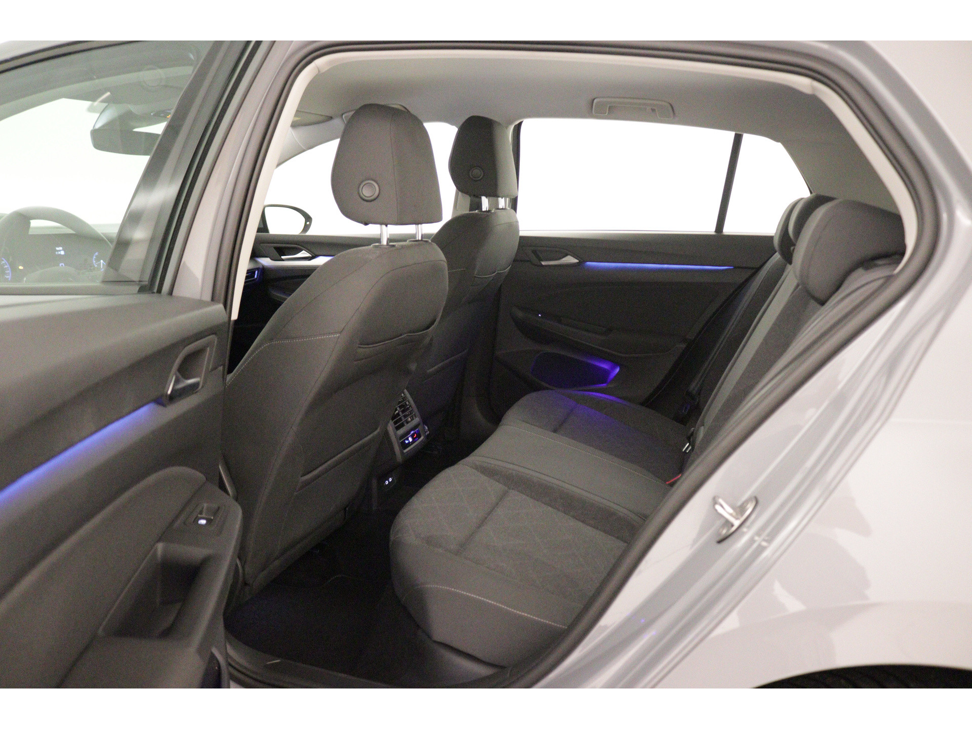 Volkswagen - Golf 1.0 eTSI Life - 2022