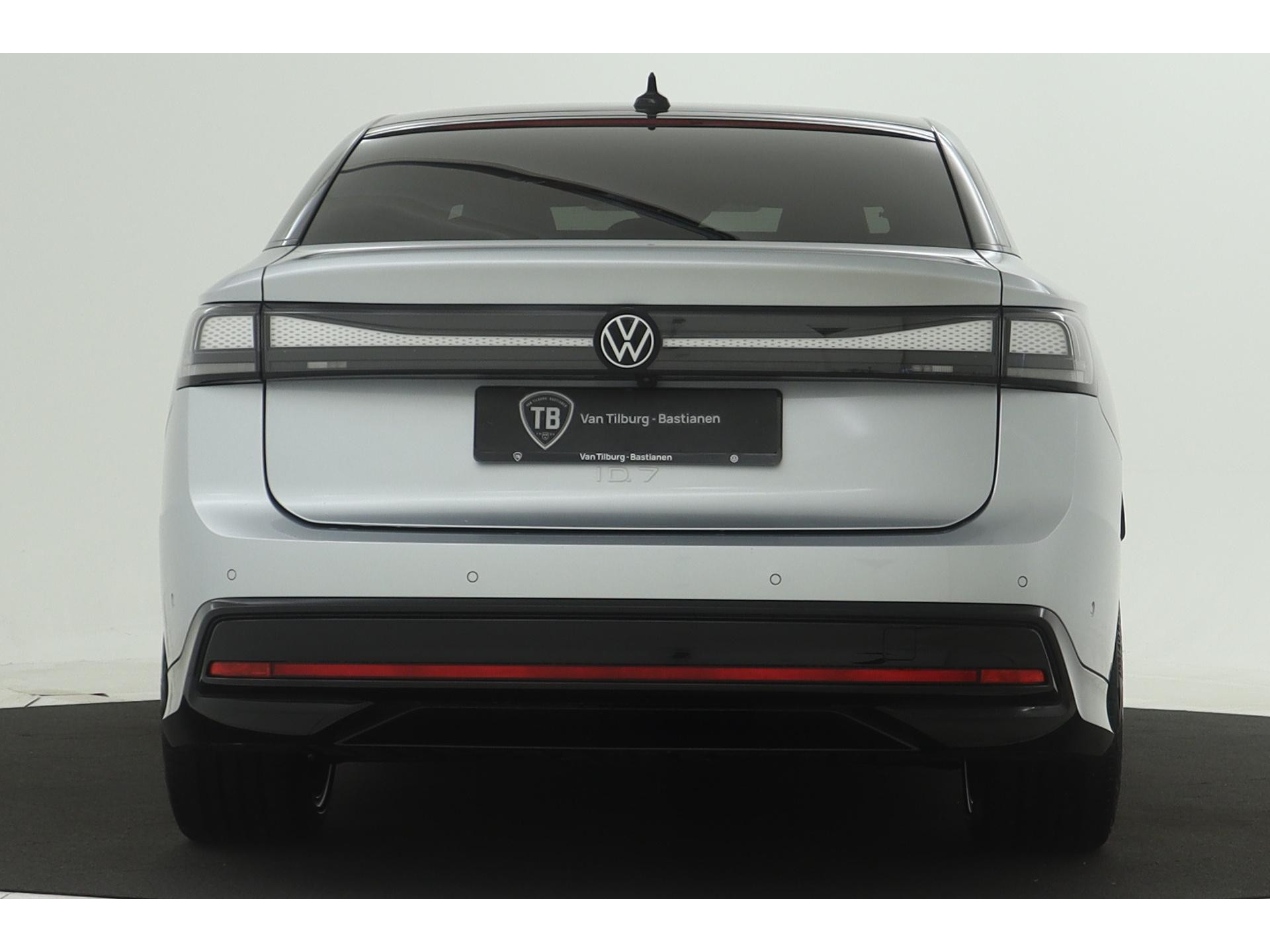 Volkswagen - ID.7 77 kWh Elektromotor 286 1AT Pro Business - 2023
