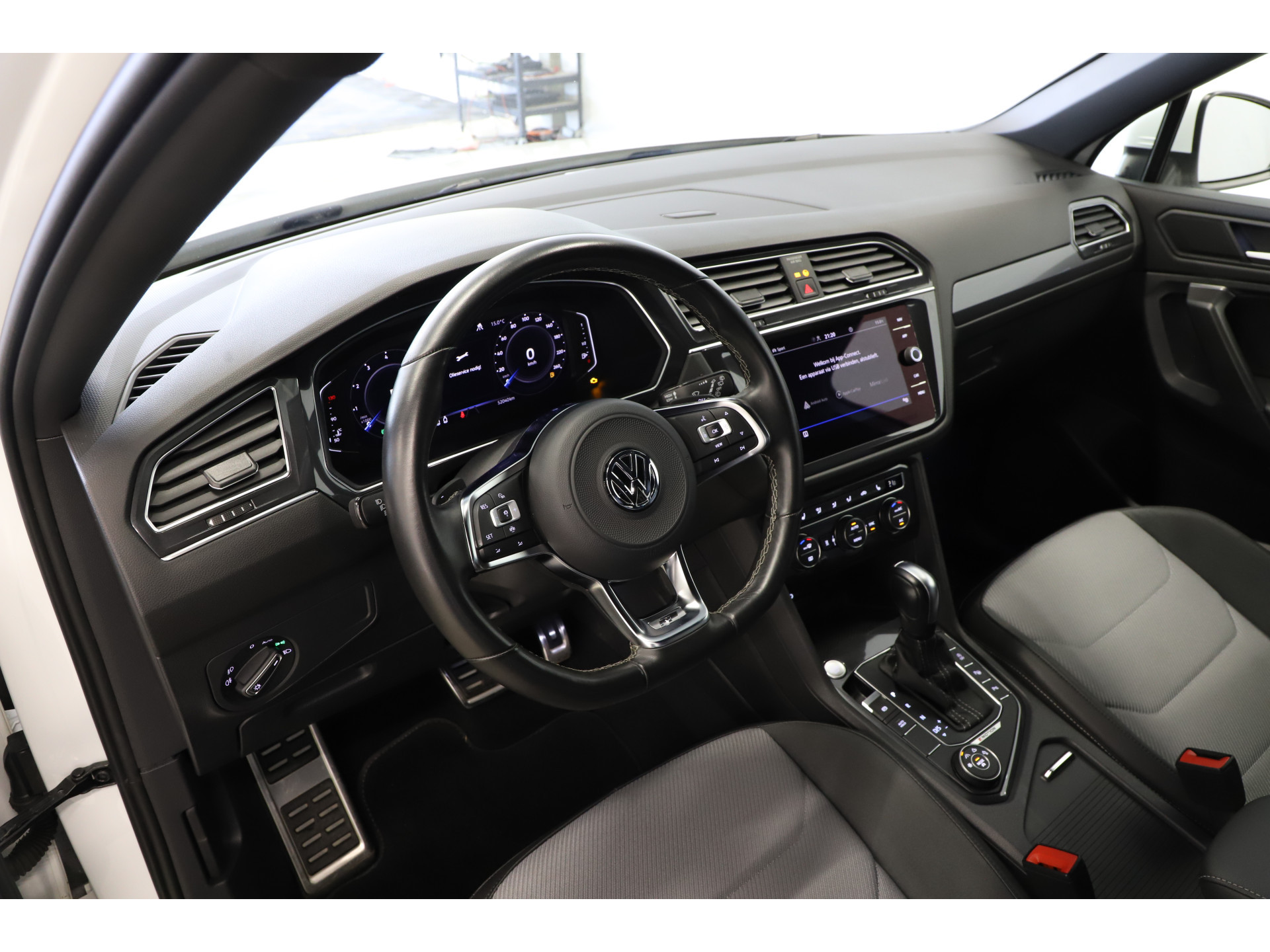 Volkswagen - Tiguan Allspace 2.0 TSI 180pk DSG 4Motion Highline R-Line - 2021