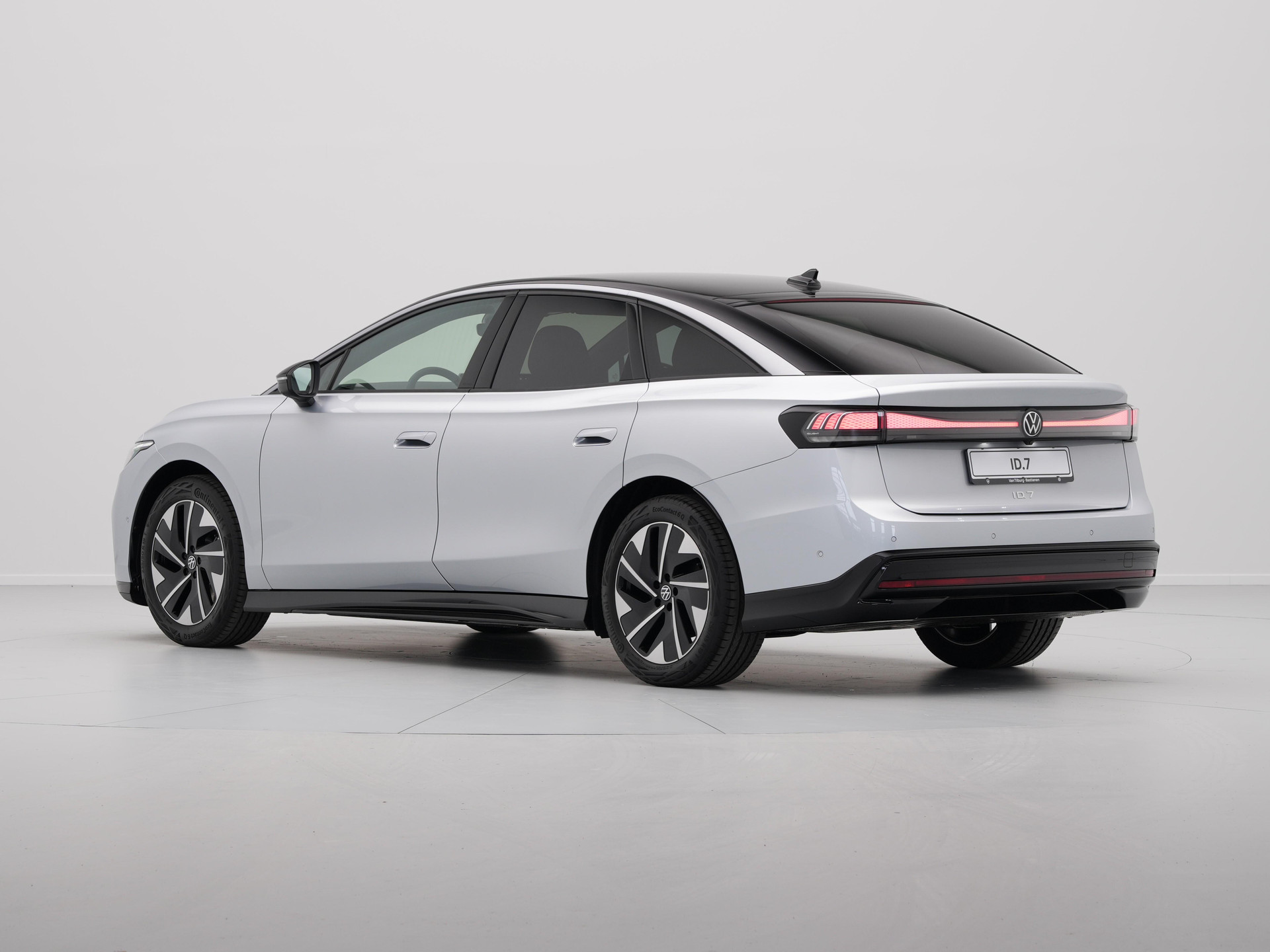 Volkswagen - ID.7 77 kWh Elektromotor 286 1AT Pro Business - 2024