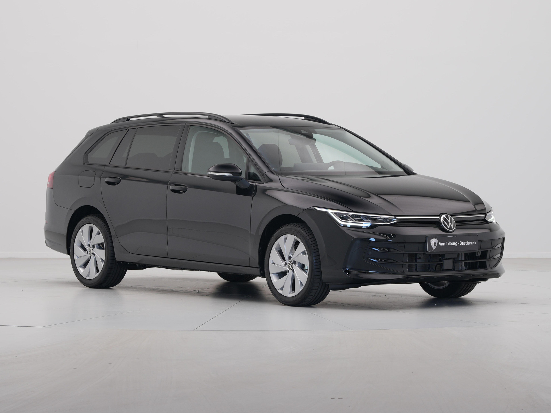 Volkswagen - GOLF Variant 1.5 eTSI 116 7DSG Life Edition - 2024