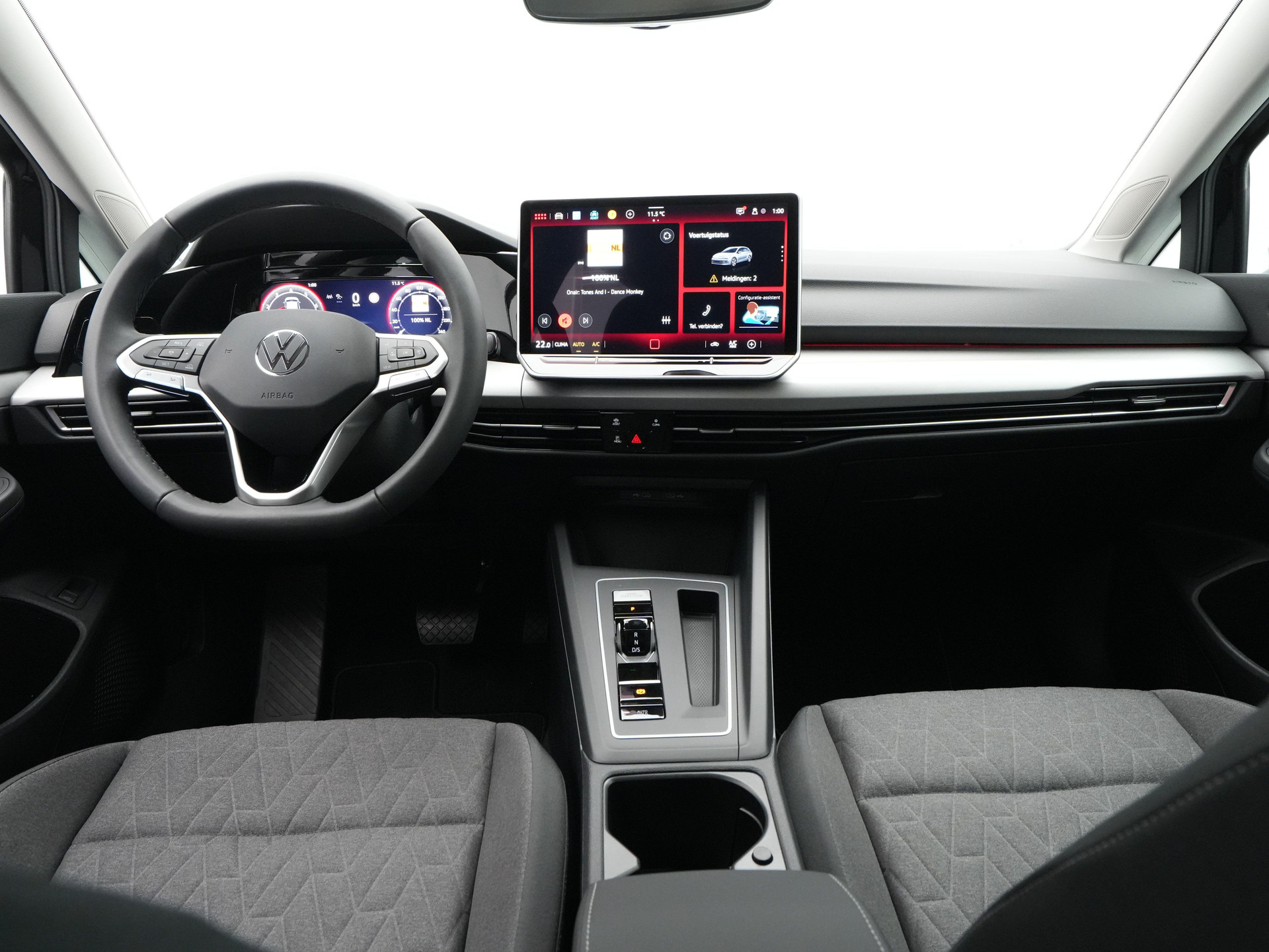Volkswagen - GOLF Variant 1.5 eTSI 116 7DSG Life Edition - 2025