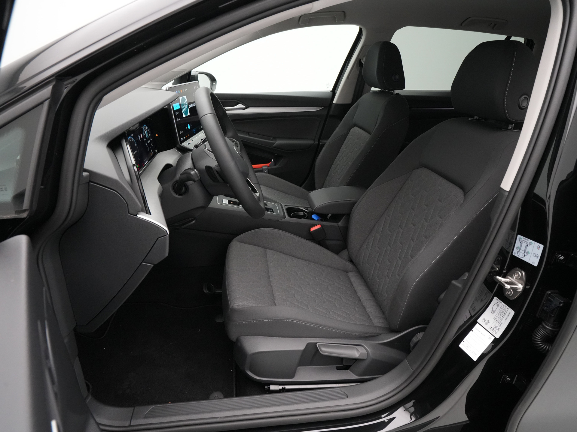 Volkswagen - GOLF Variant 1.5 eTSI 116 7DSG Life Edition - 2025