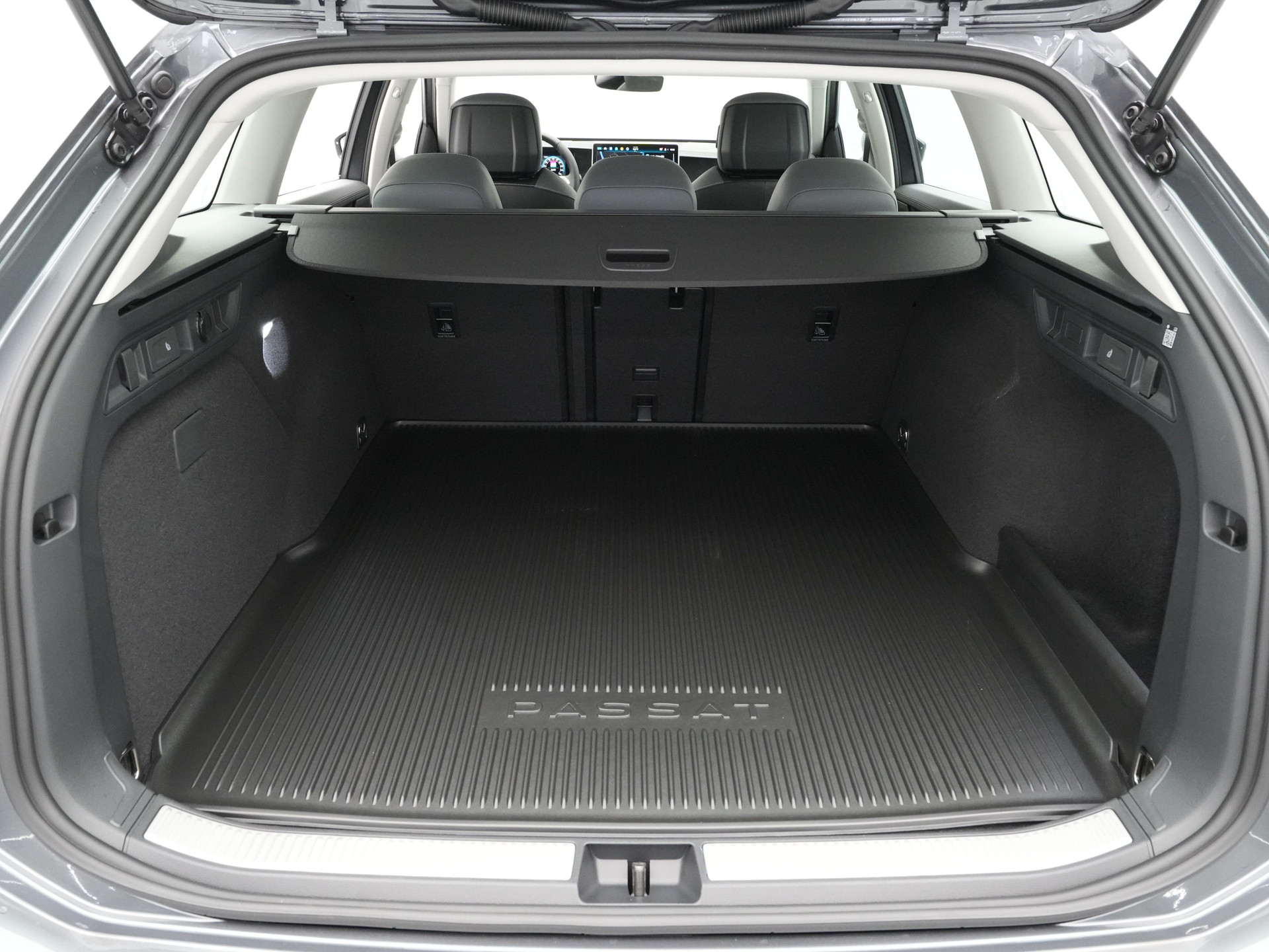 Volkswagen - Passat Variant 1.5 eHybrid 204 6DSG Business - 2024
