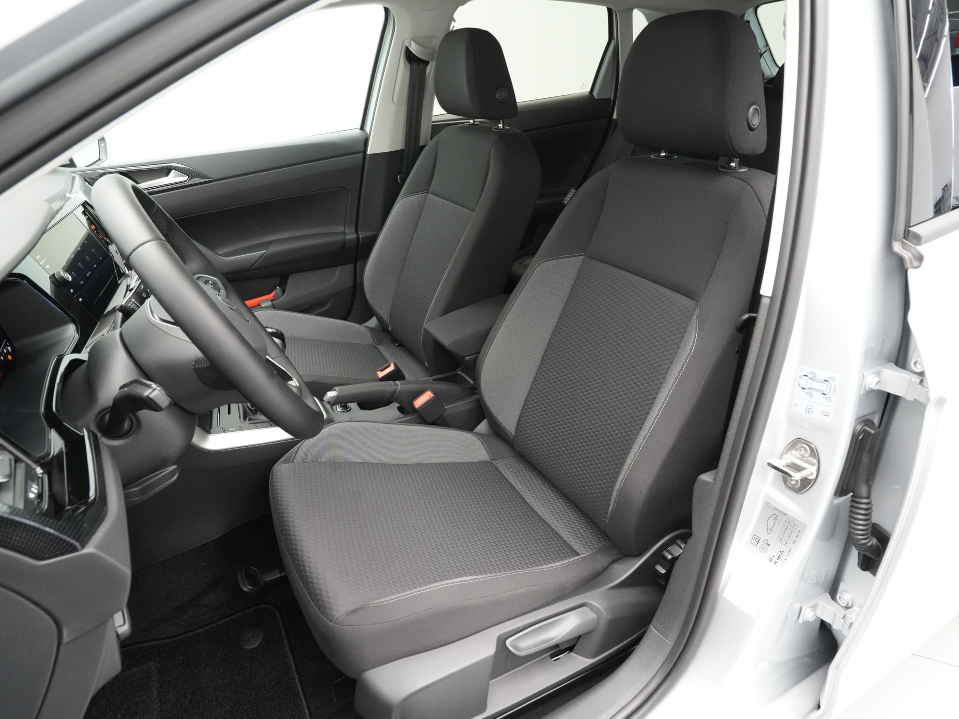 Volkswagen - Polo 1.0 TSI 95 5MT Life Edition - 2024