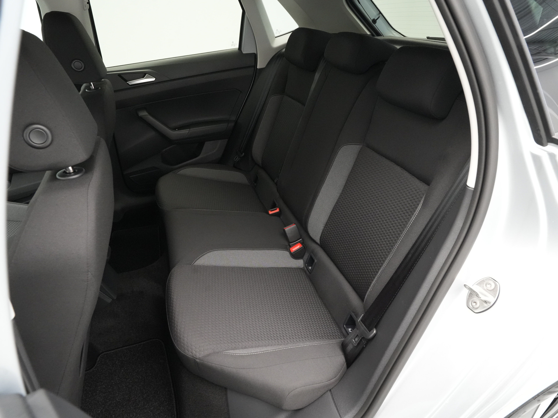 Volkswagen - Polo 1.0 TSI 95 5MT Life Edition - 2024