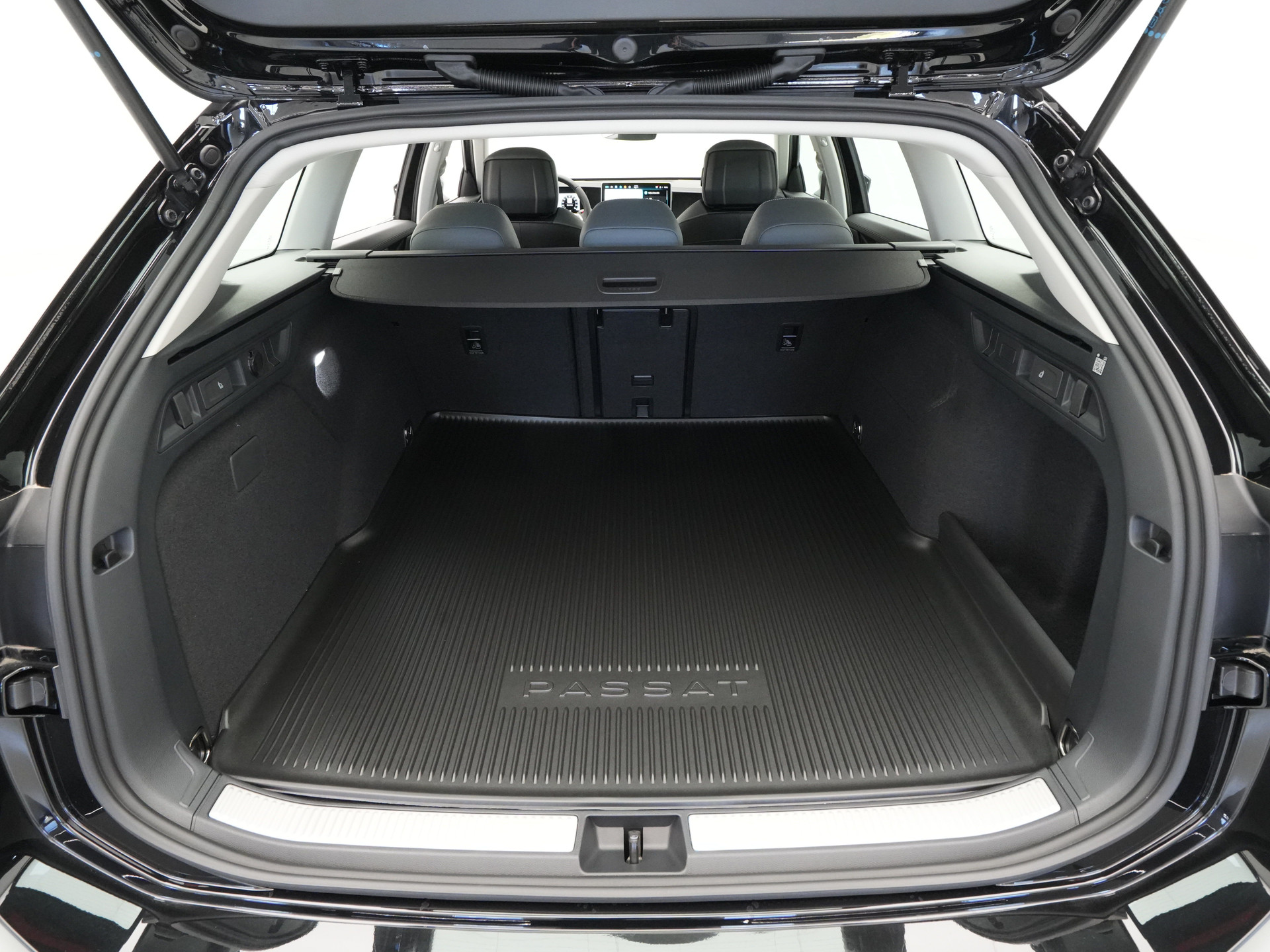 Volkswagen - Passat Variant 1.5 eHybrid 204 6DSG Business - 2024
