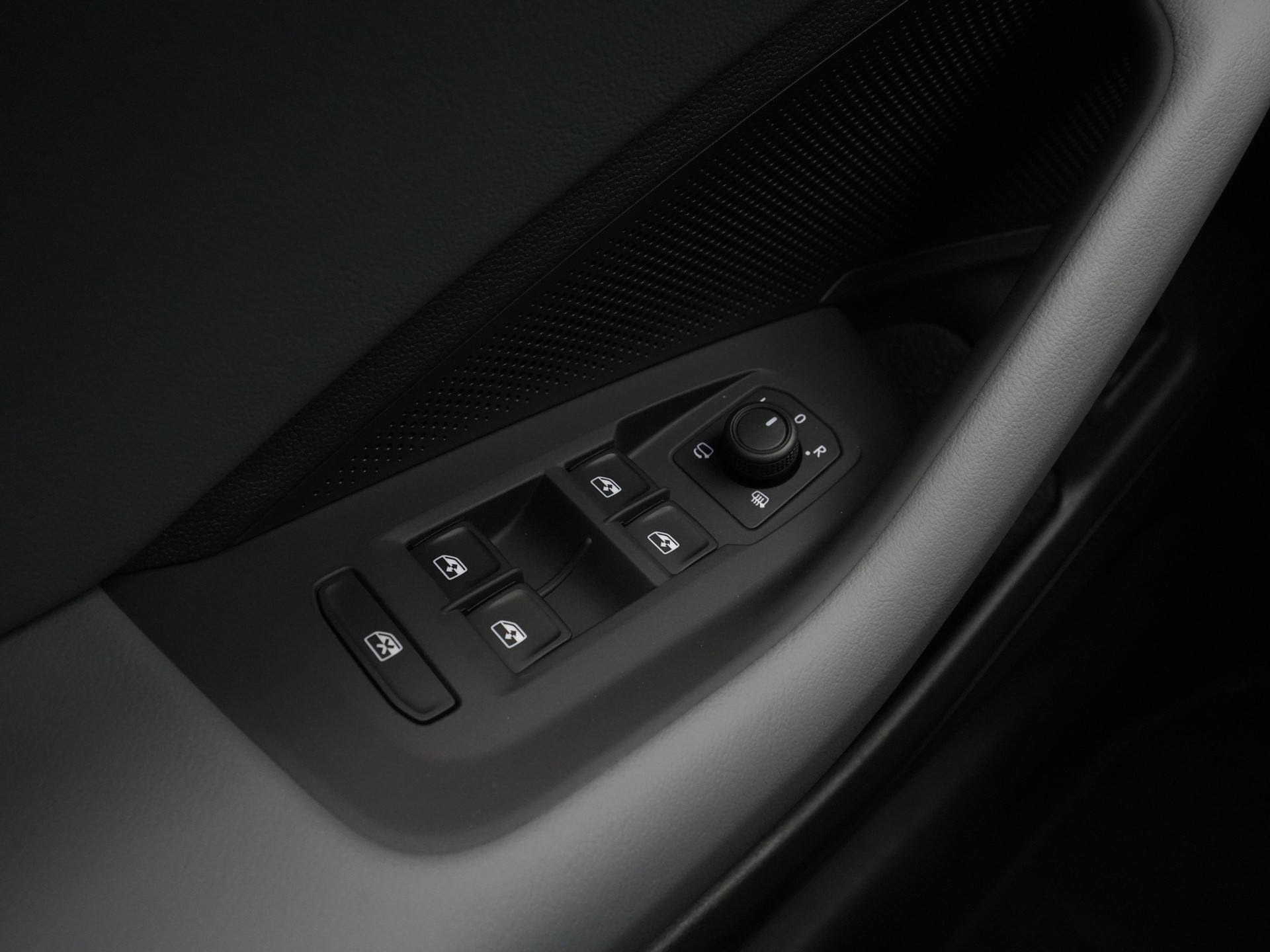 Volkswagen - Passat Variant 1.5 eHybrid 204 6DSG Business - 2025